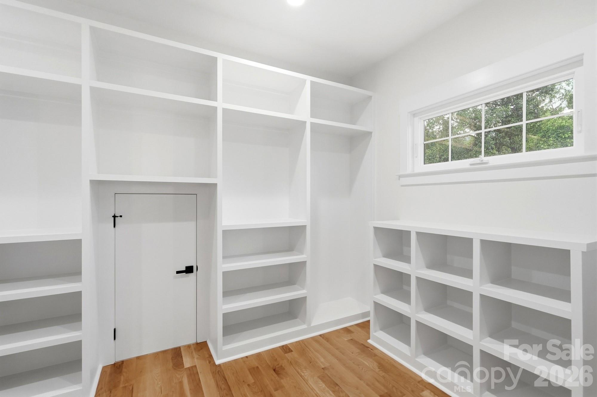 1412 Kennon Street Property Photo 28
