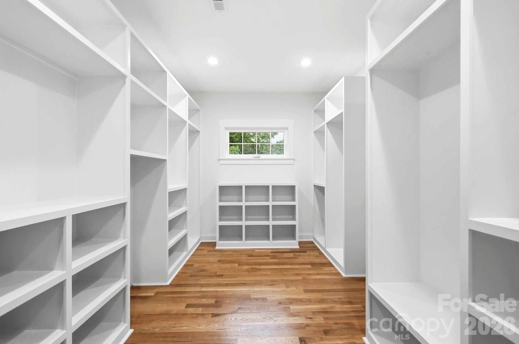 1412 Kennon Street Property Photo 30