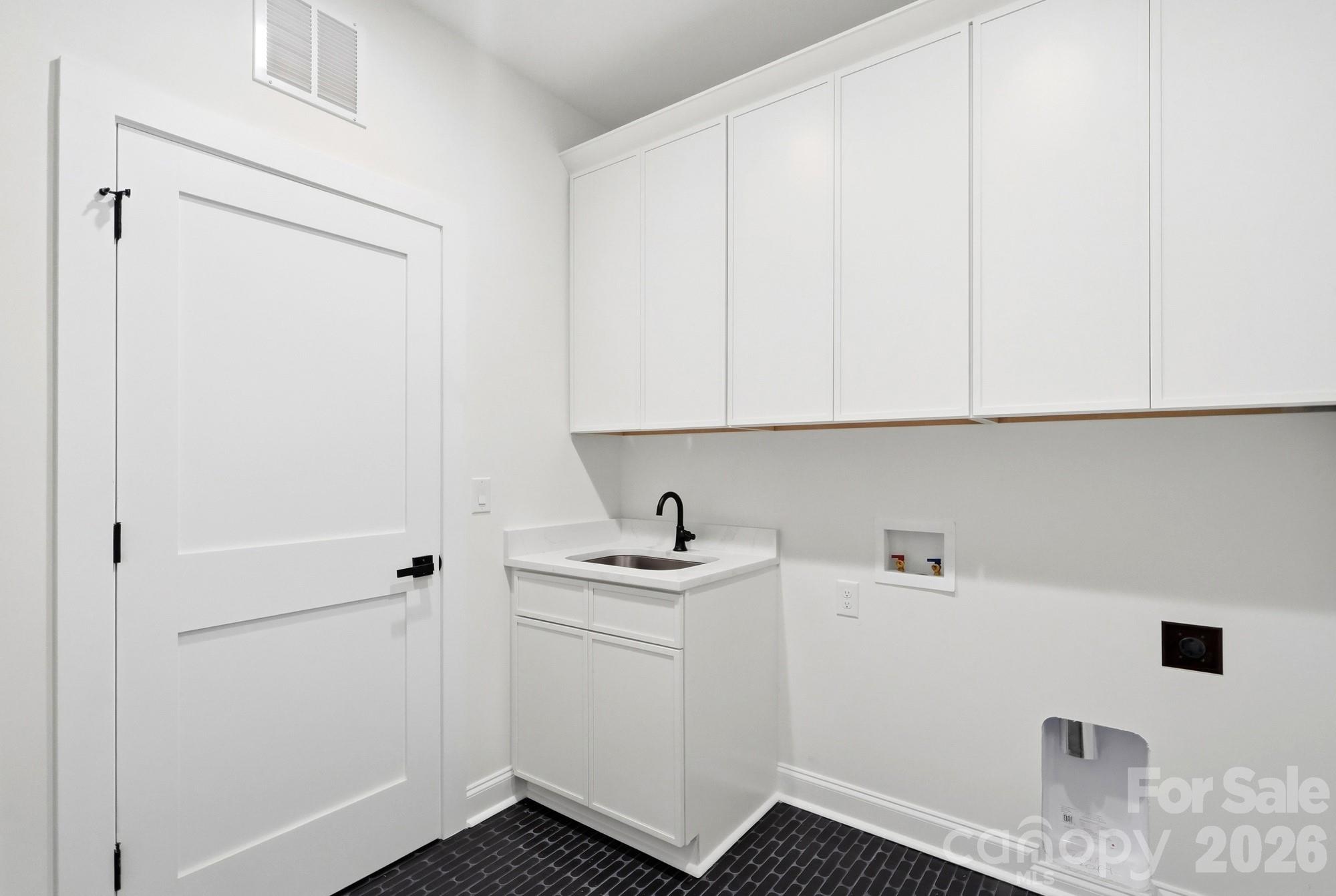 1412 Kennon Street Property Photo 35