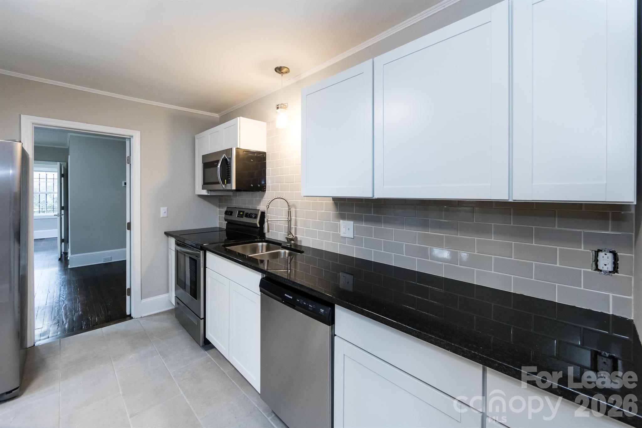 1613 Parson Street A Property Photo 14