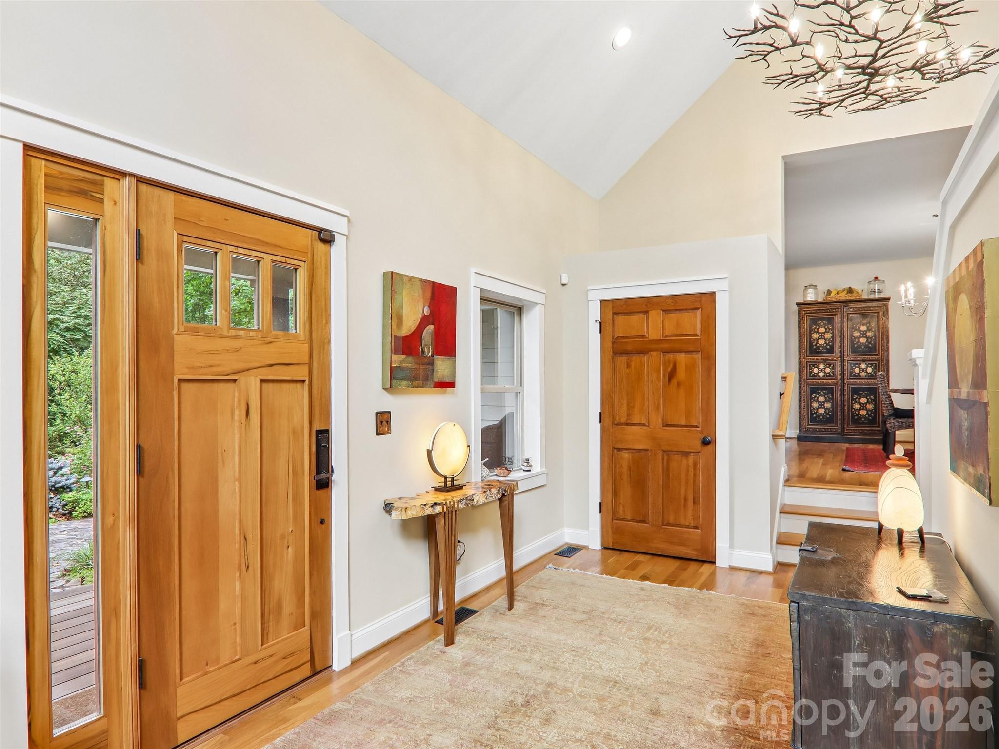 404 Southview Lane Property Photo 3