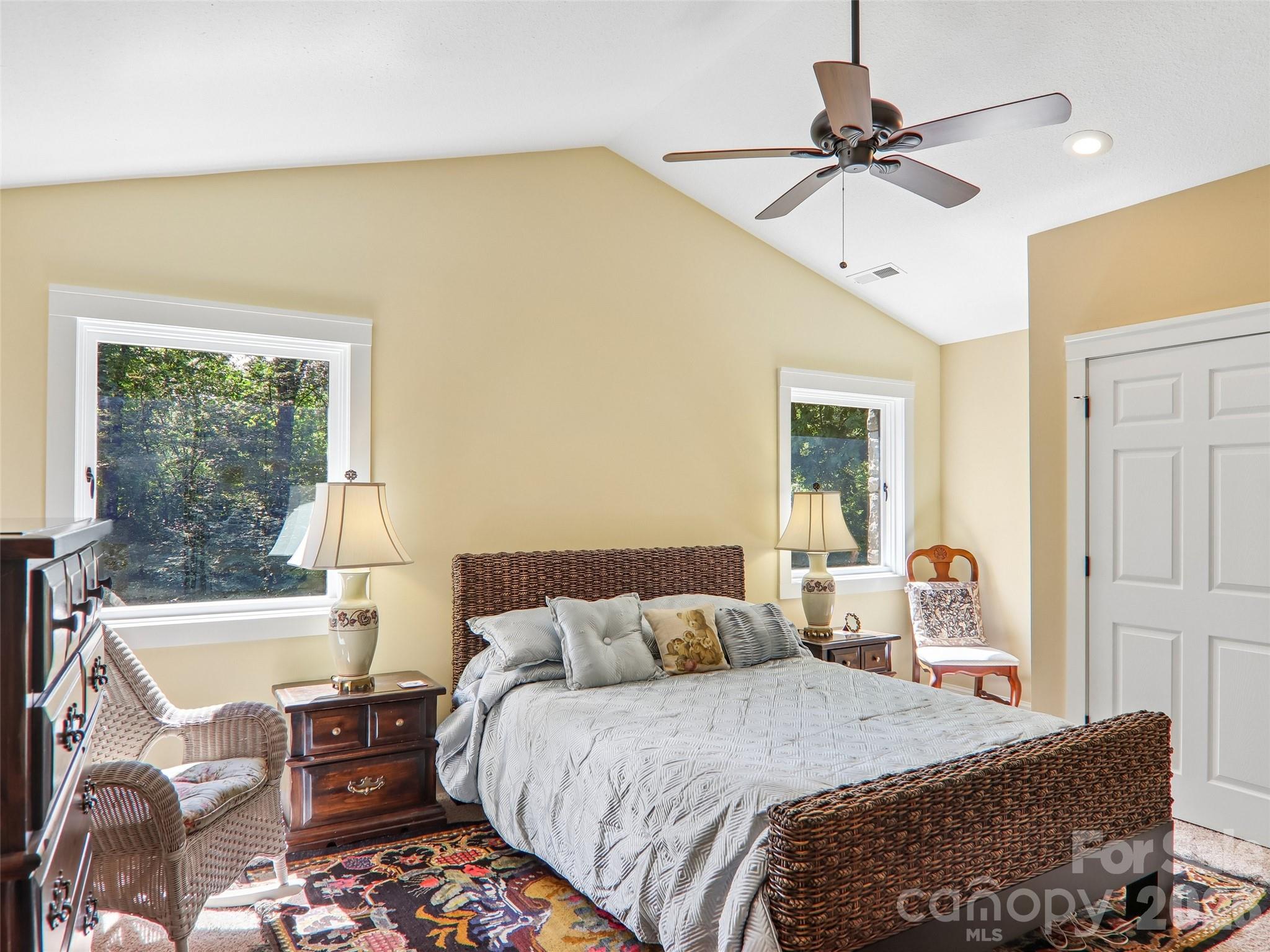 404 Southview Lane Property Photo 21
