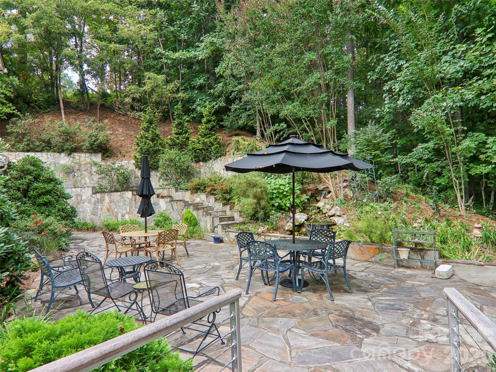 404 Southview Lane Property Photo 30
