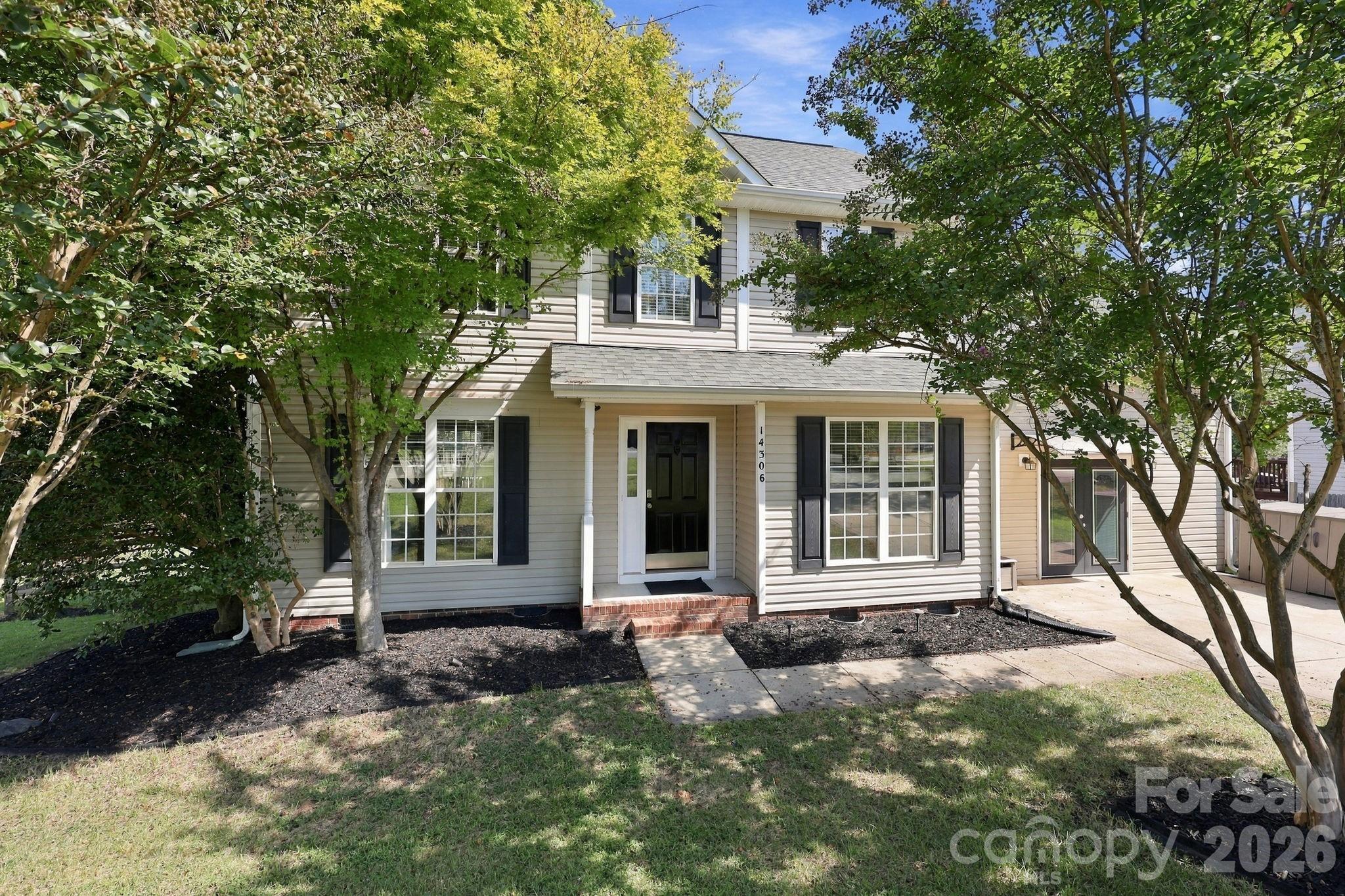 14306 Blue Grass Drive Property Photo 1