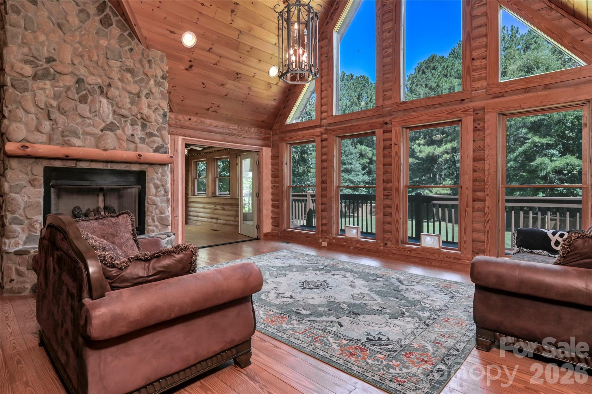 1040 Lawhorn Road Property Photo 8