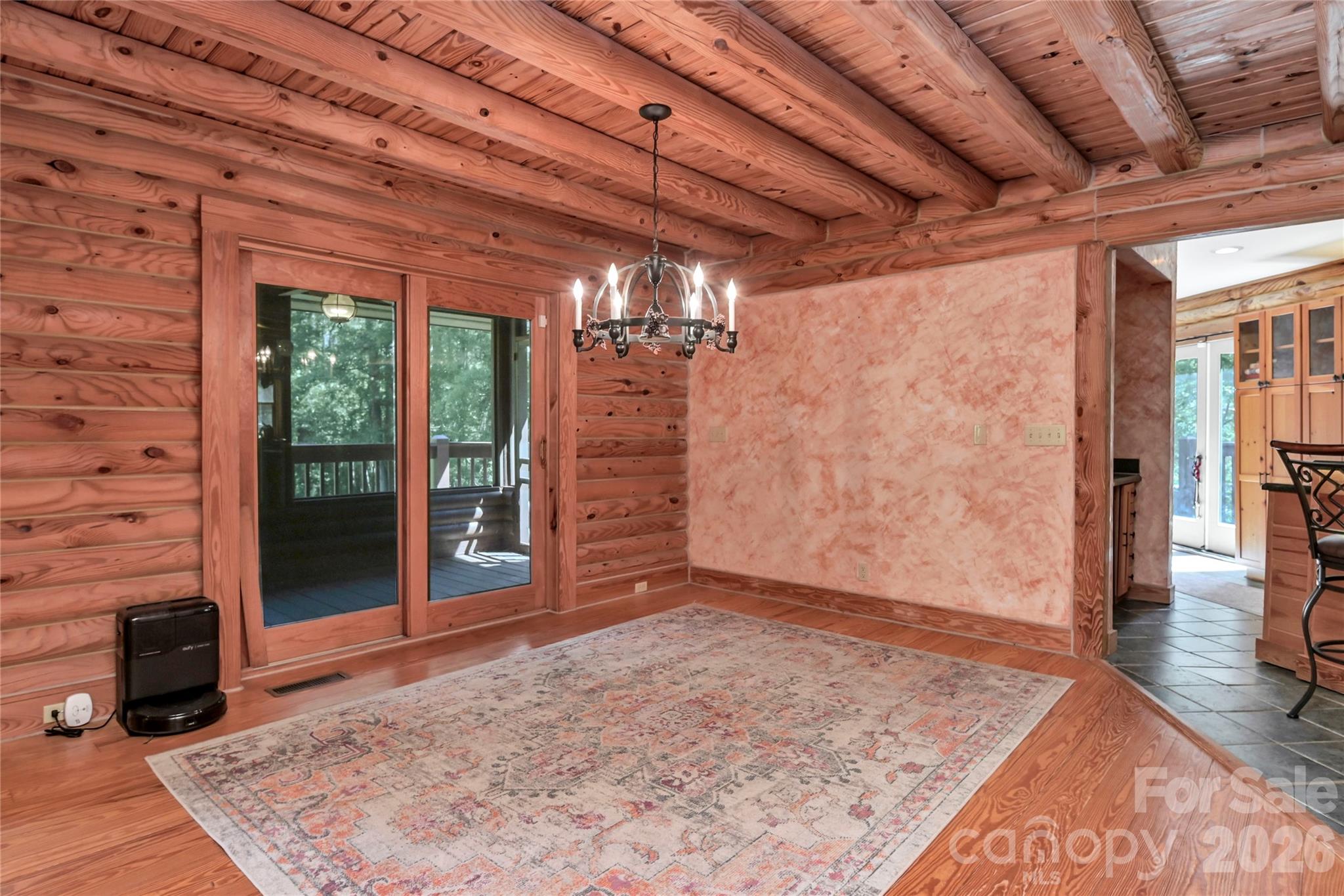 1040 Lawhorn Road Property Photo 11