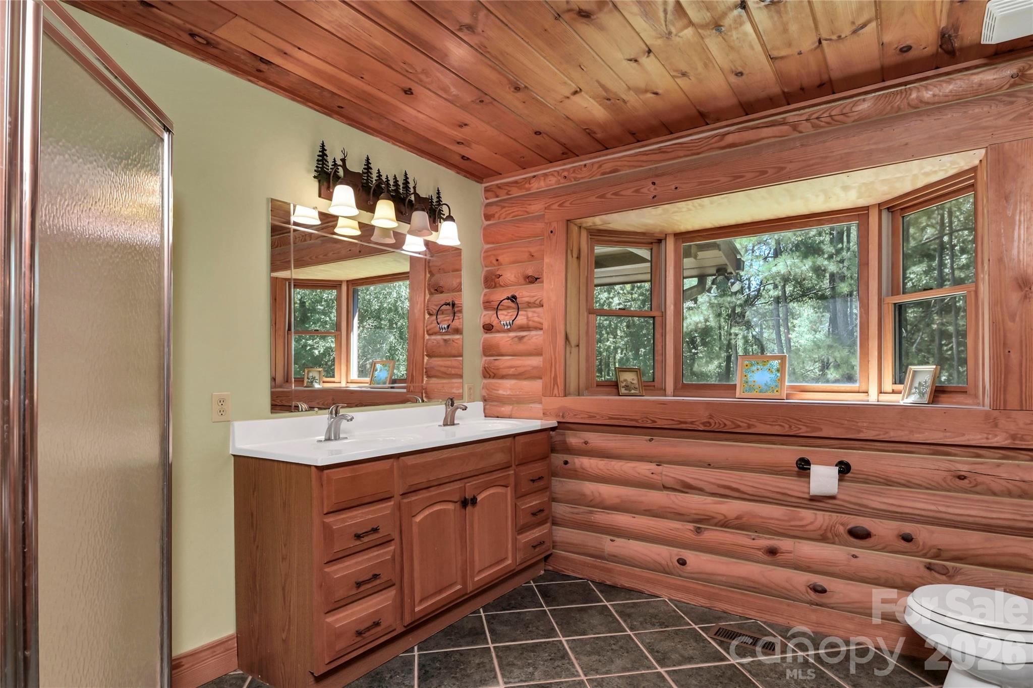 1040 Lawhorn Road Property Photo 24