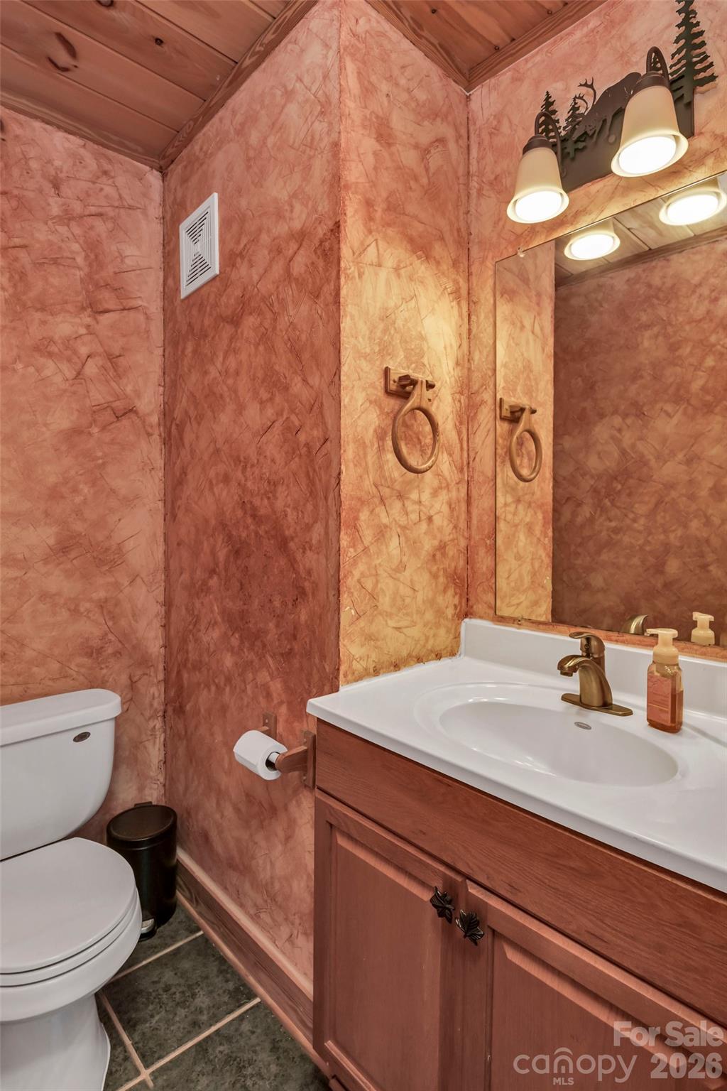 1040 Lawhorn Road Property Photo 26