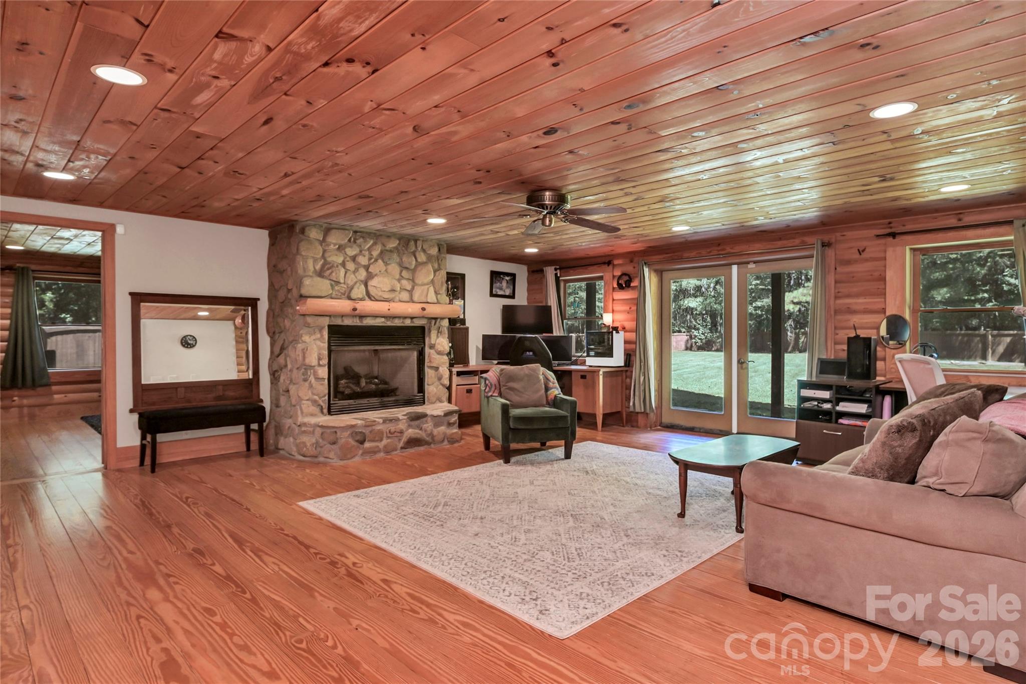 1040 Lawhorn Road Property Photo 28