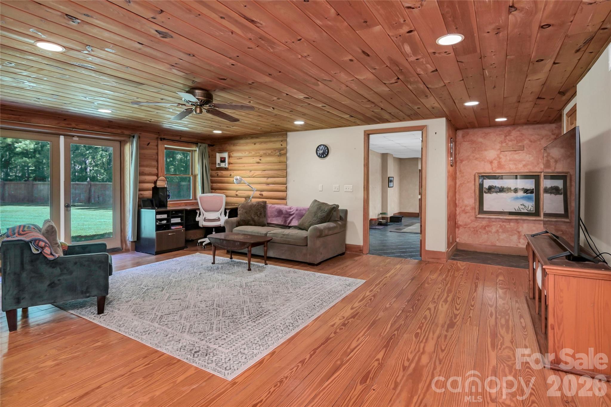 1040 Lawhorn Road Property Photo 29