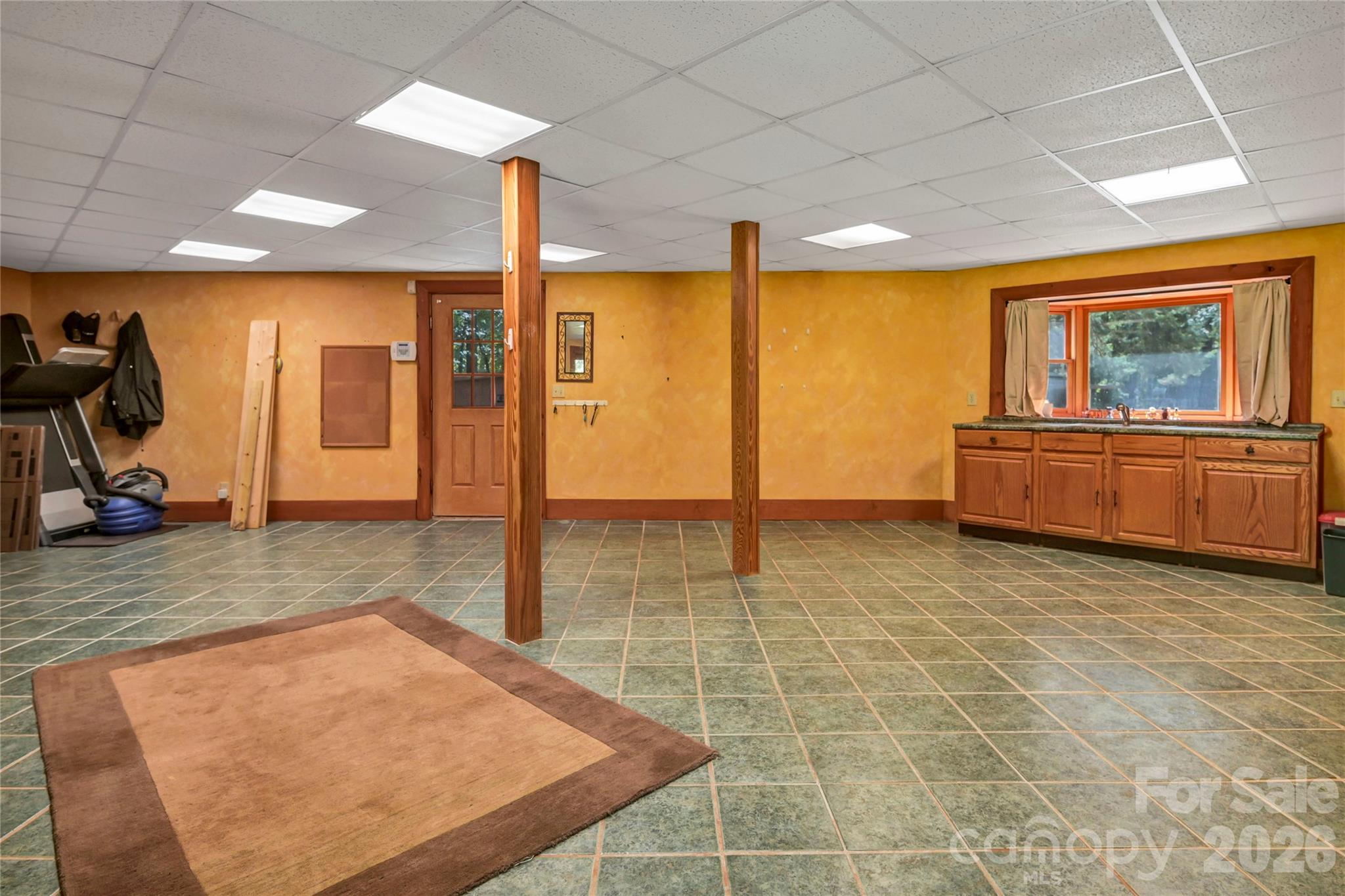 1040 Lawhorn Road Property Photo 33