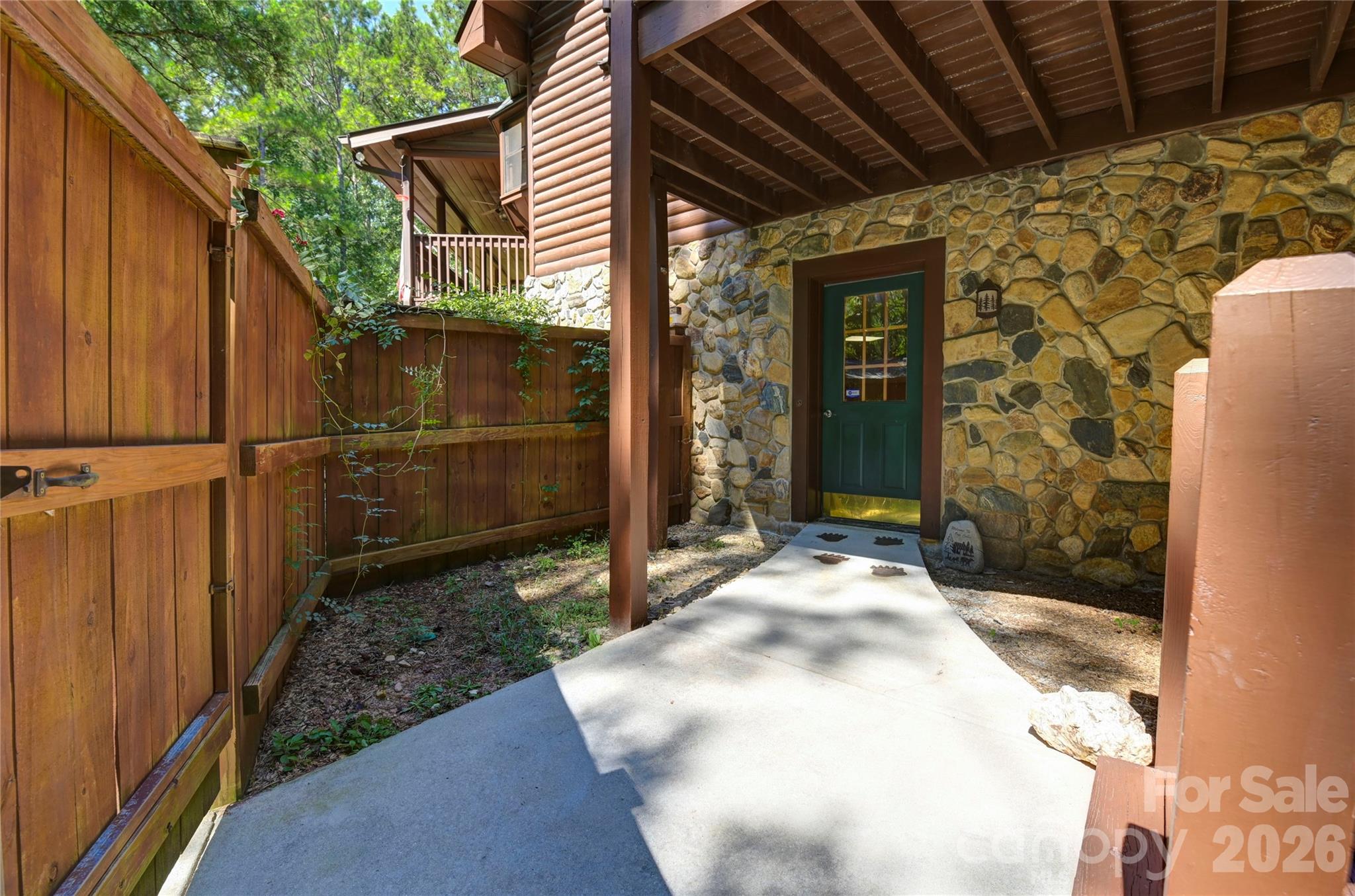 1040 Lawhorn Road Property Photo 35