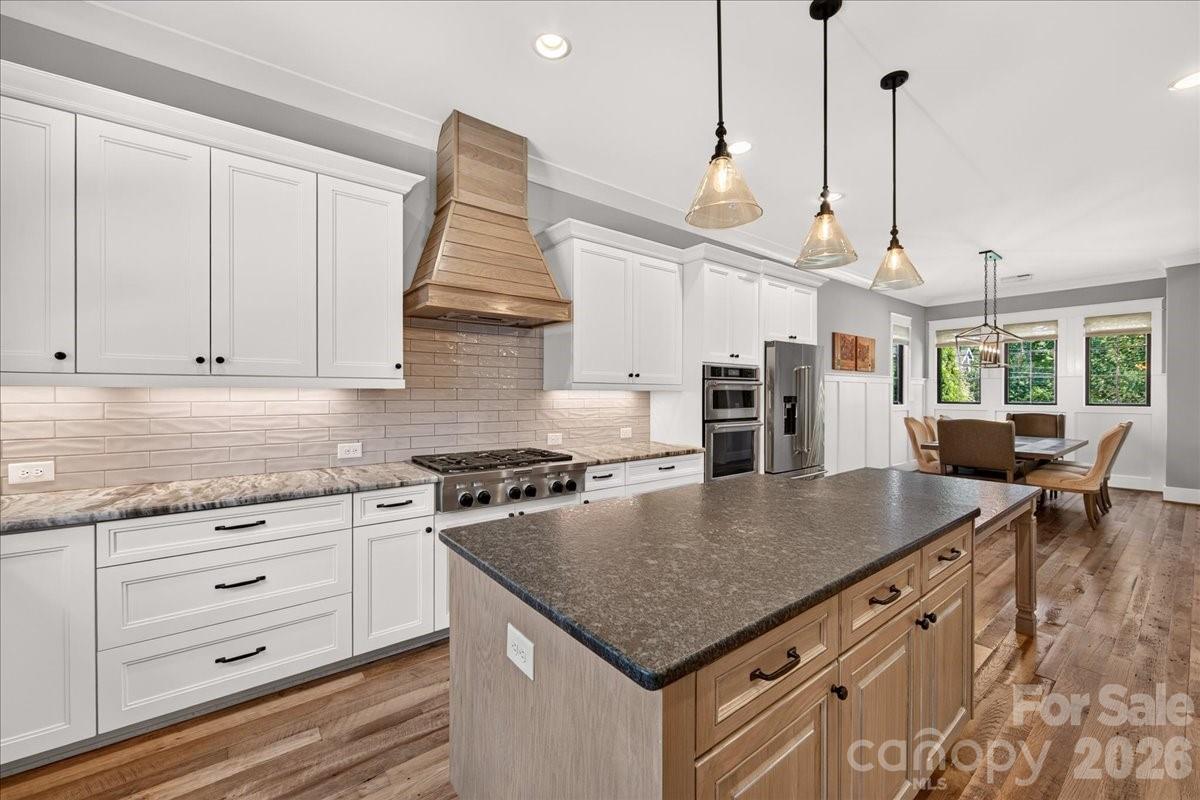 416 Woodland Street Property Photo 14