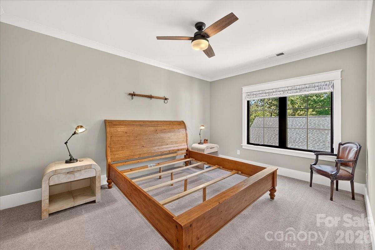 416 Woodland Street Property Photo 35