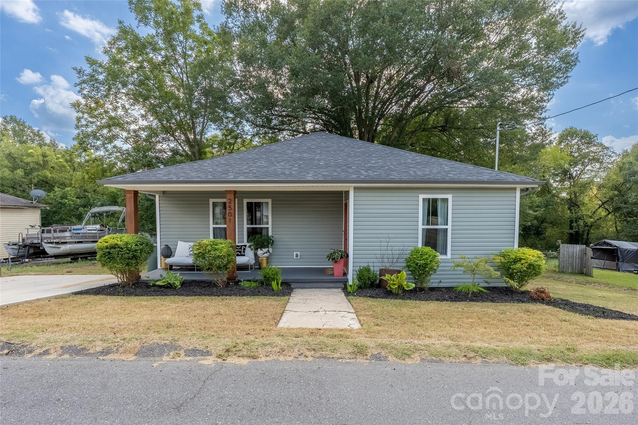 2501 Milton Avenue Property Photo 1