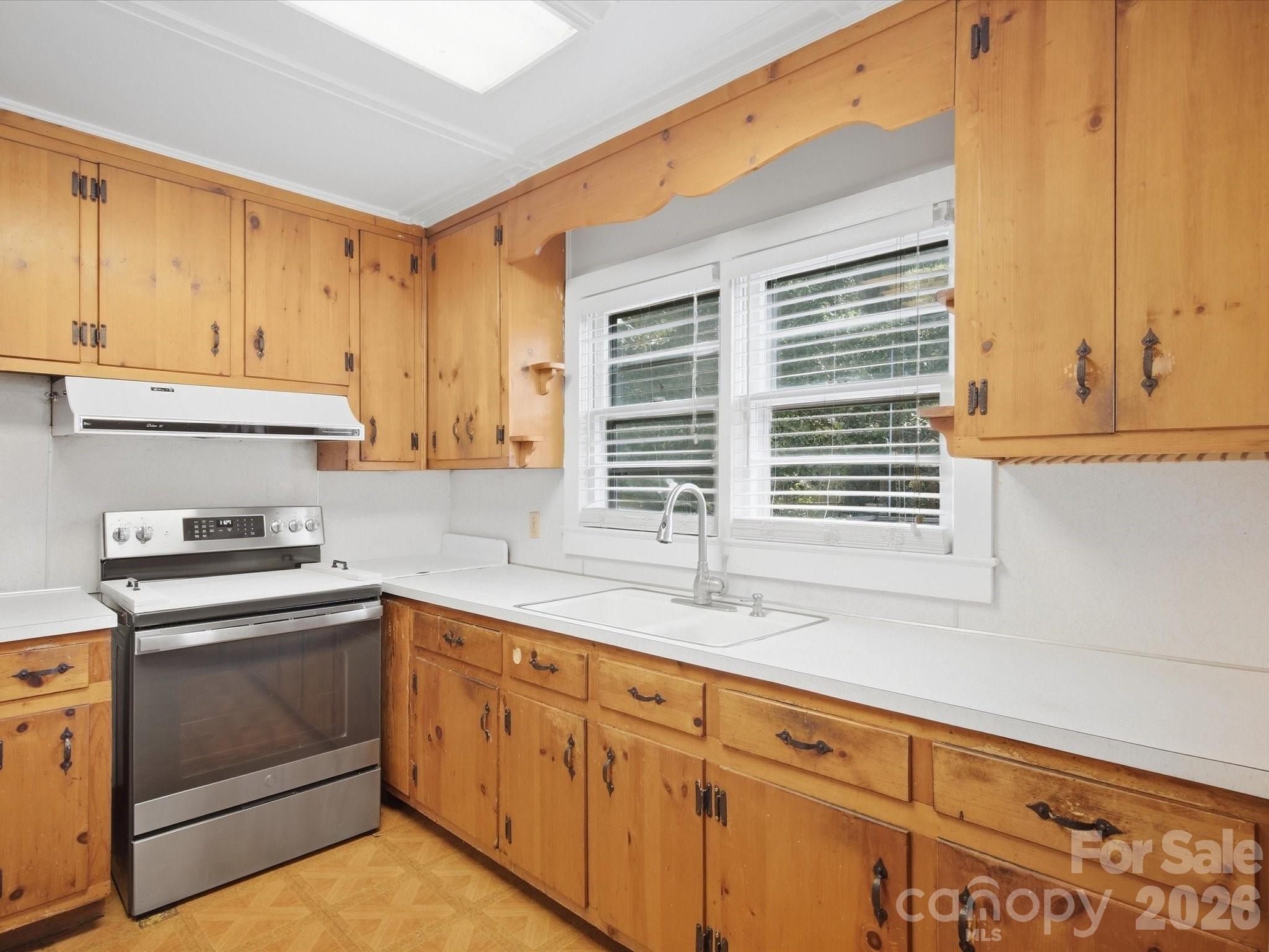 107 Berkley Street Property Photo 14