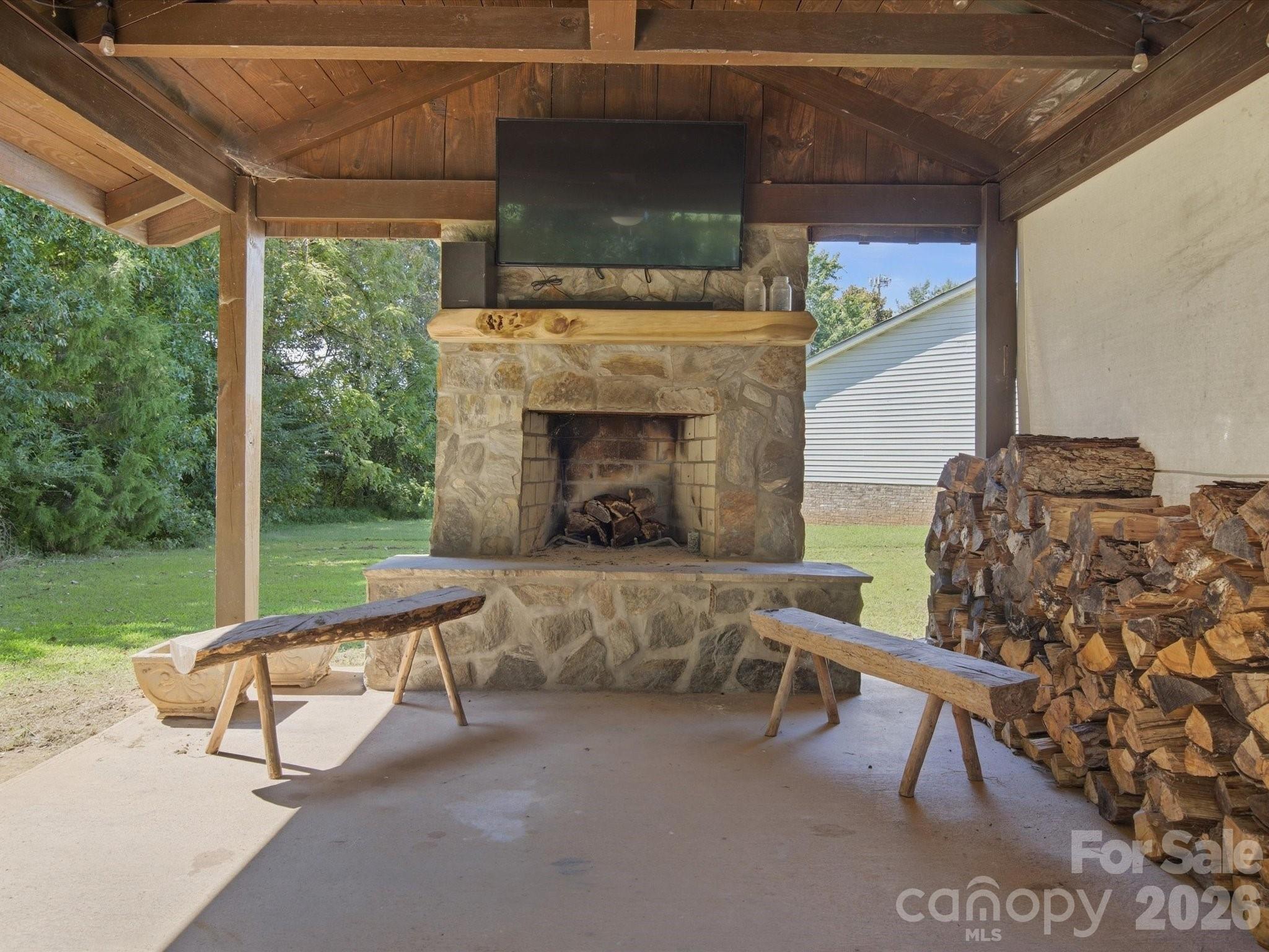 107 Berkley Street Property Photo 27