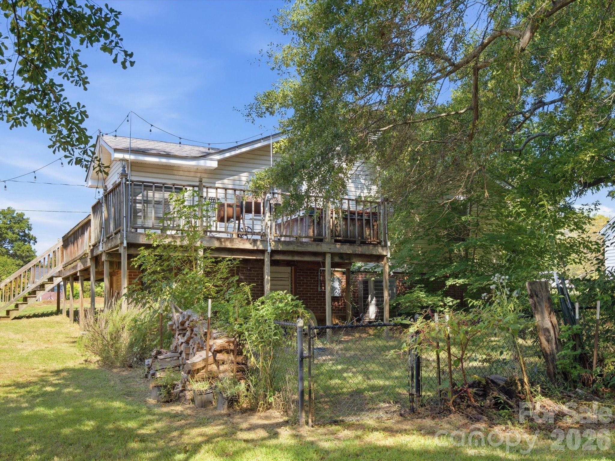 107 Berkley Street Property Photo 31