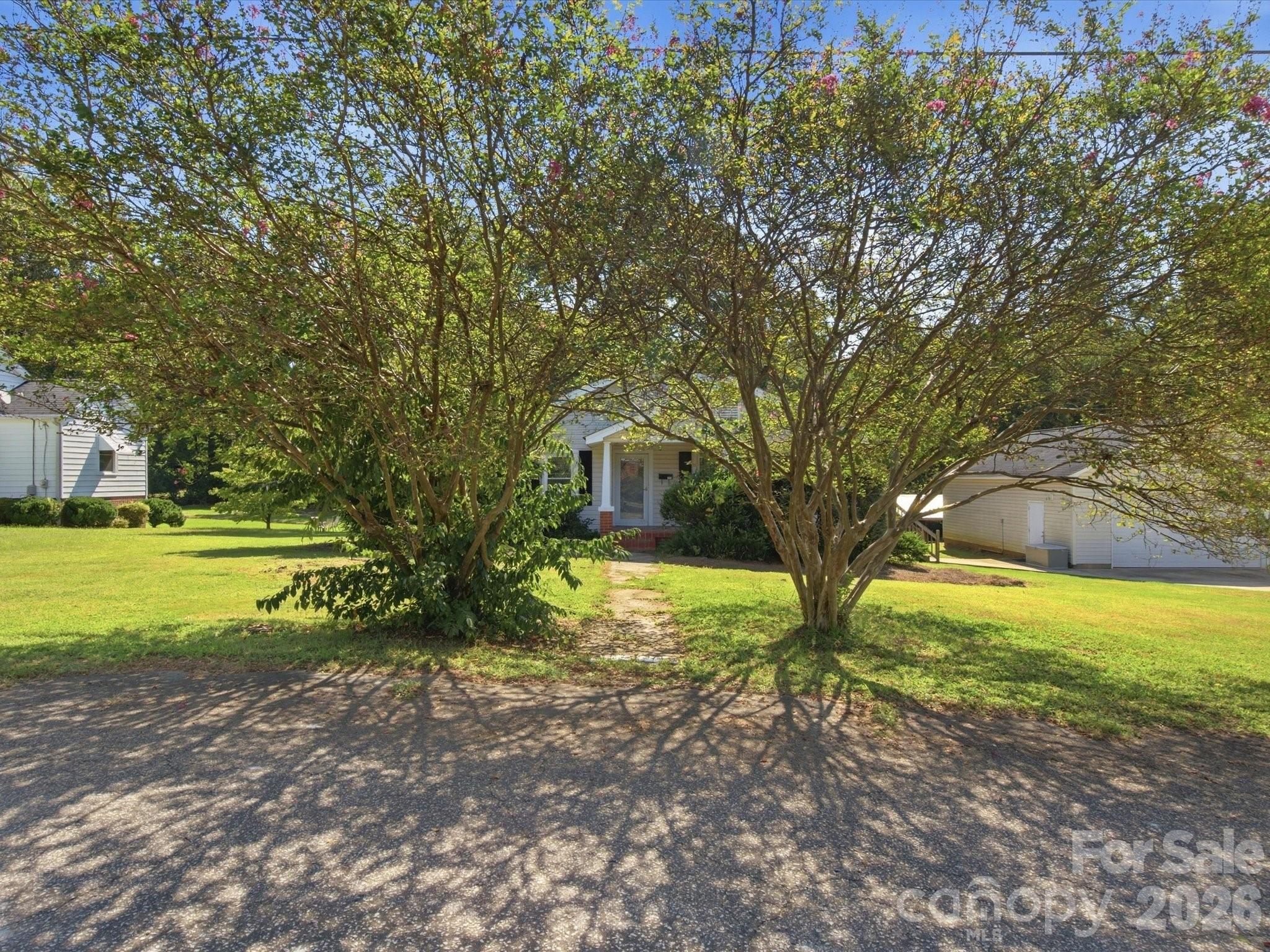 107 Berkley Street Property Photo 37