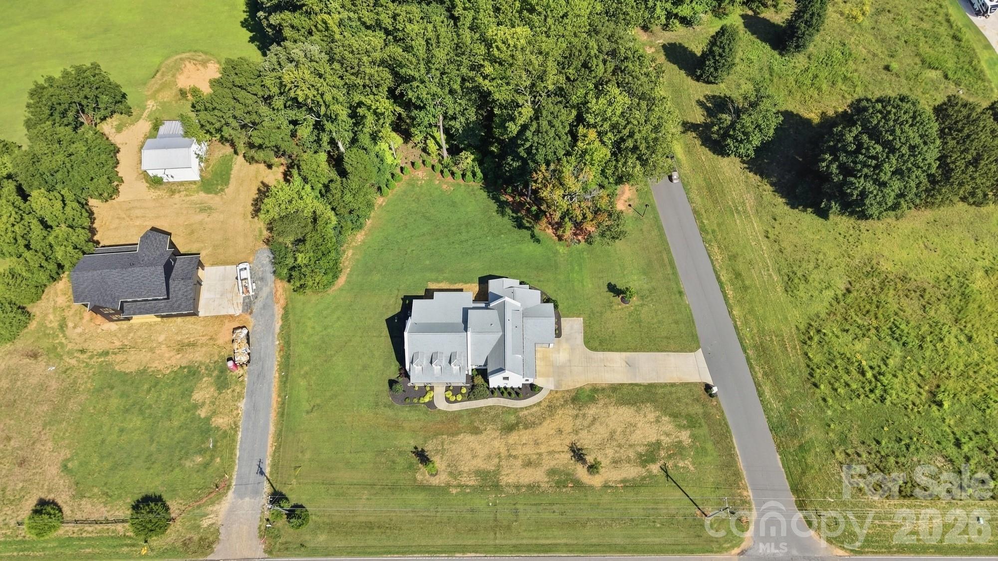 4055 Honey Tree Lane Property Photo 6