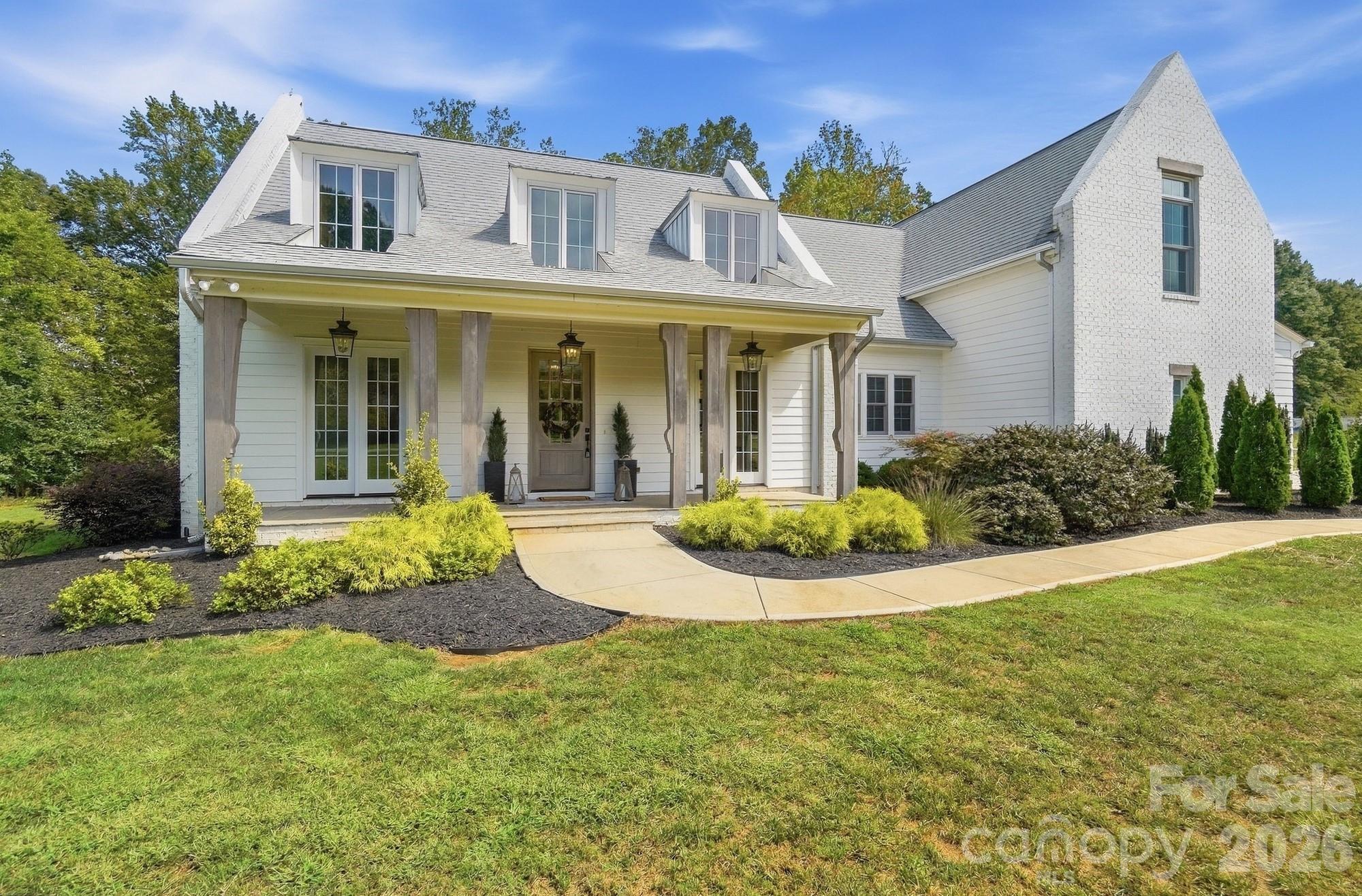 4055 Honey Tree Lane Property Photo 9