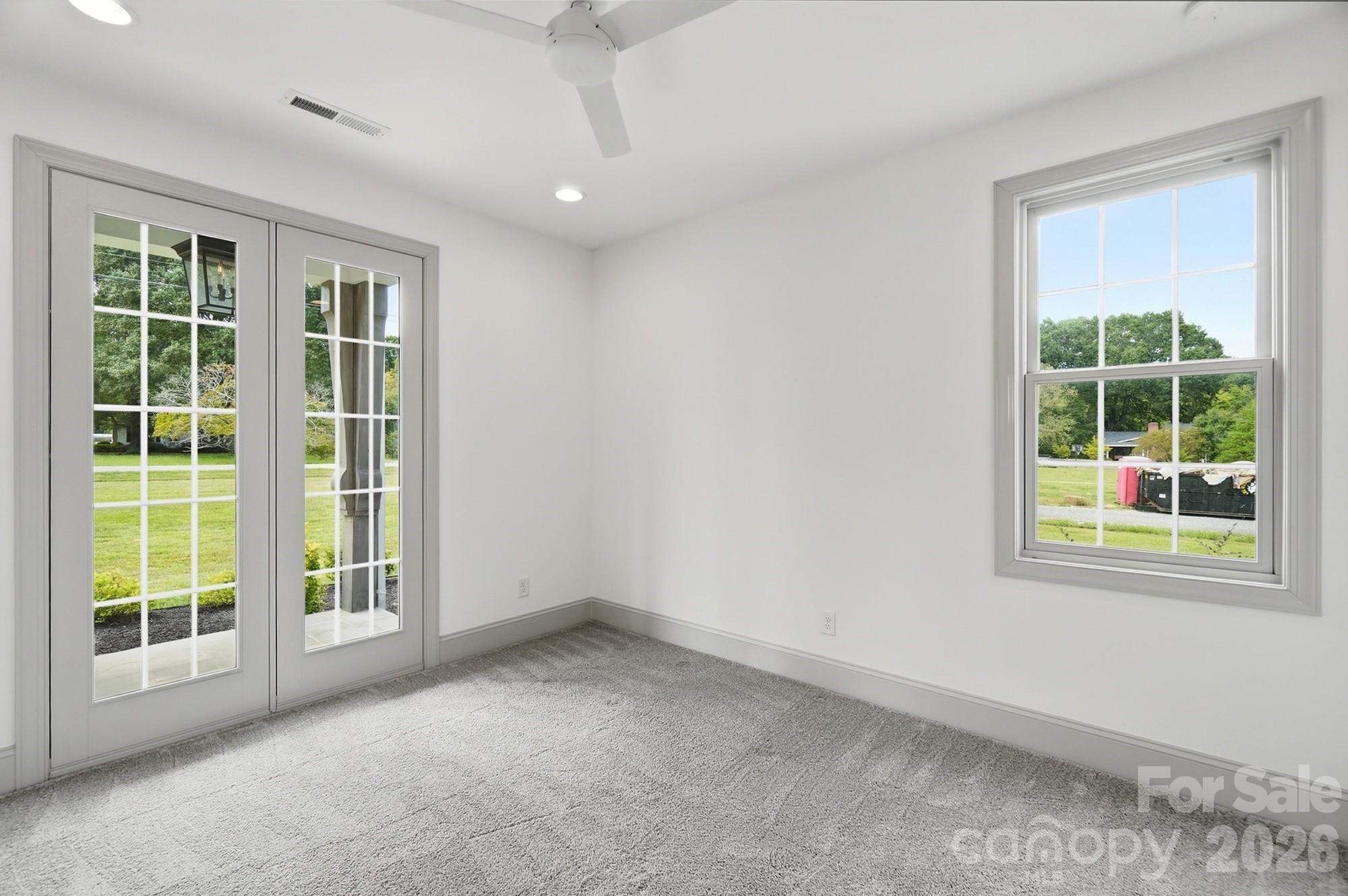 4055 Honey Tree Lane Property Photo 32