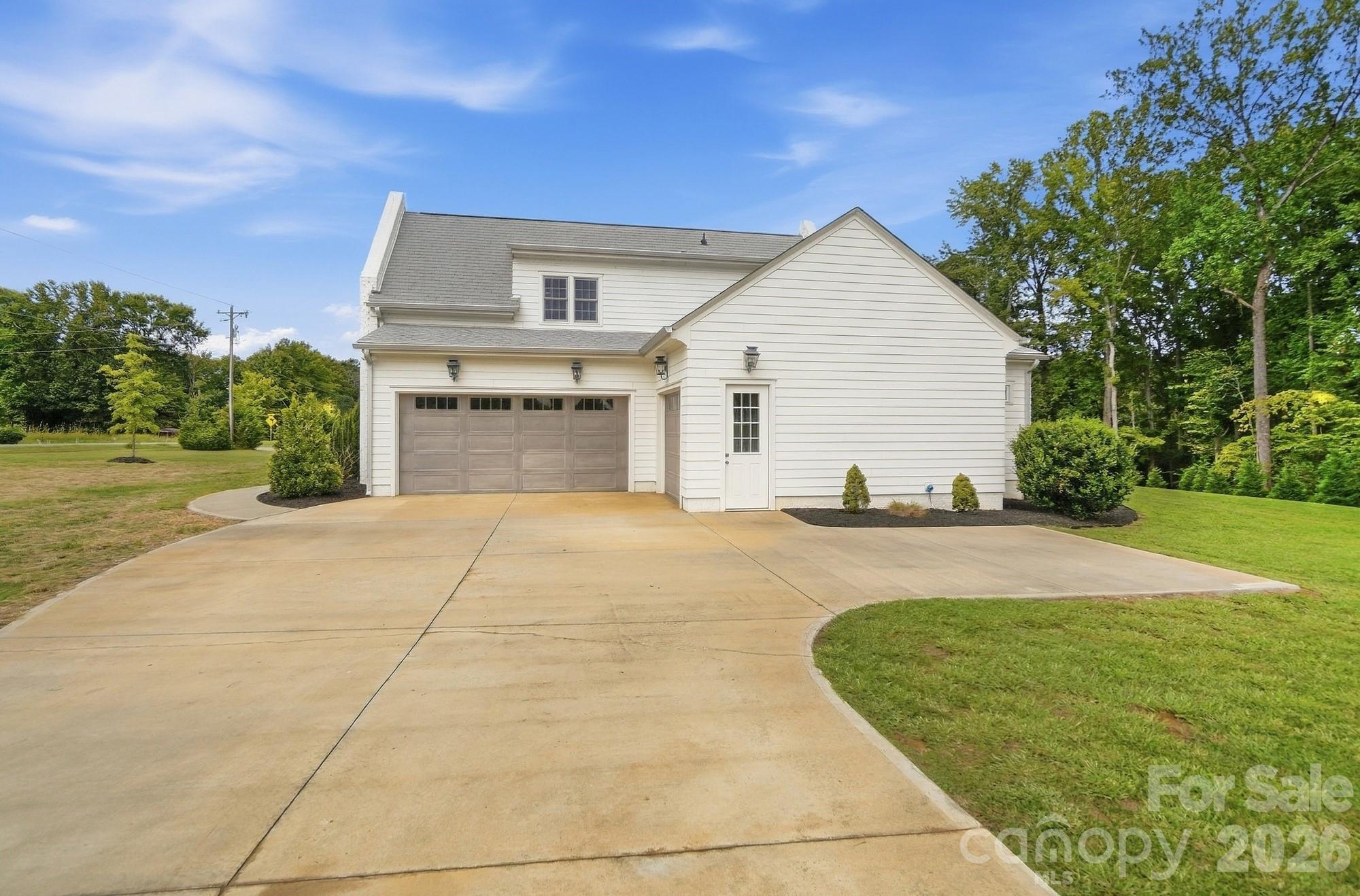 4055 Honey Tree Lane Property Photo 48