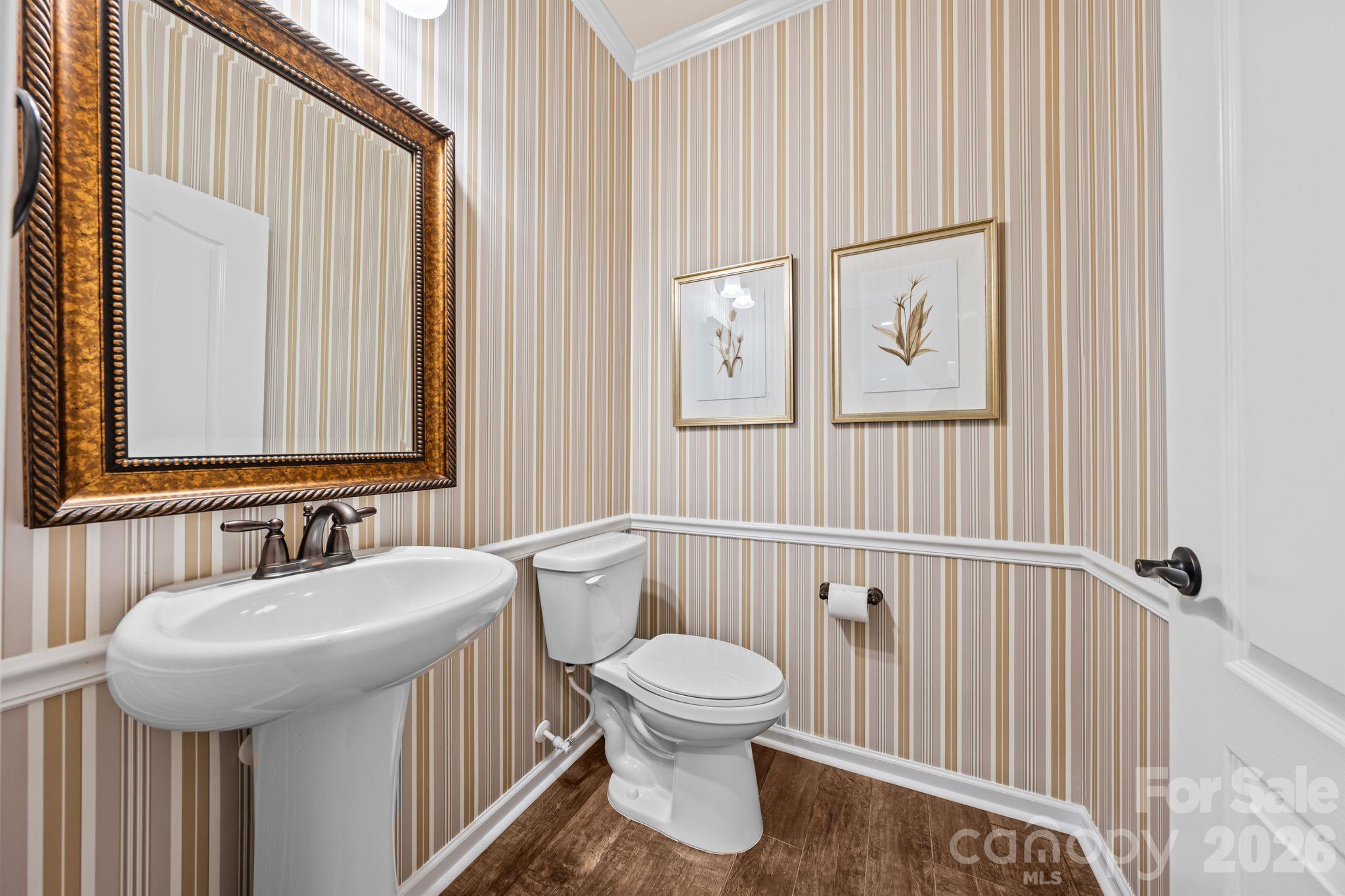 411 Haven Avenue Property Photo 10