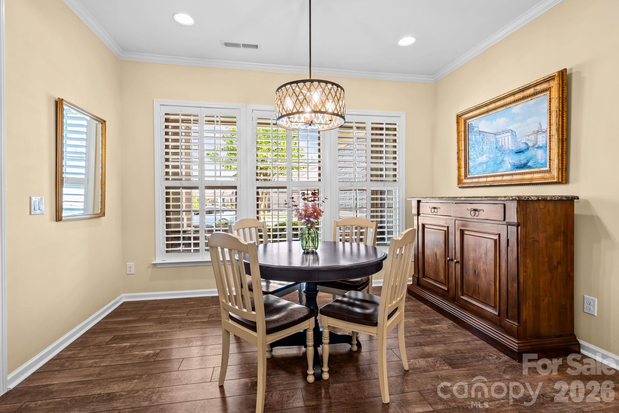 411 Haven Avenue Property Photo 14