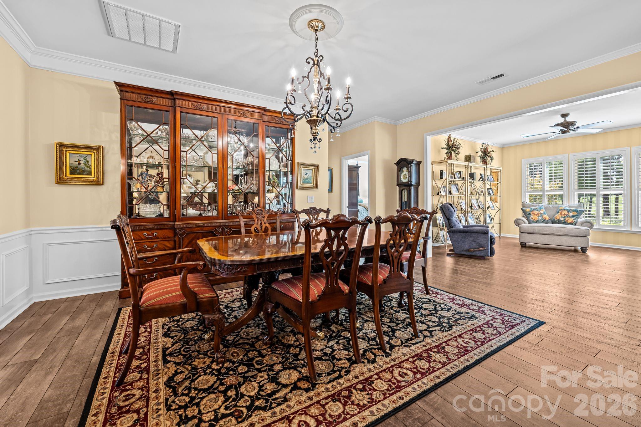 411 Haven Avenue Property Photo 22