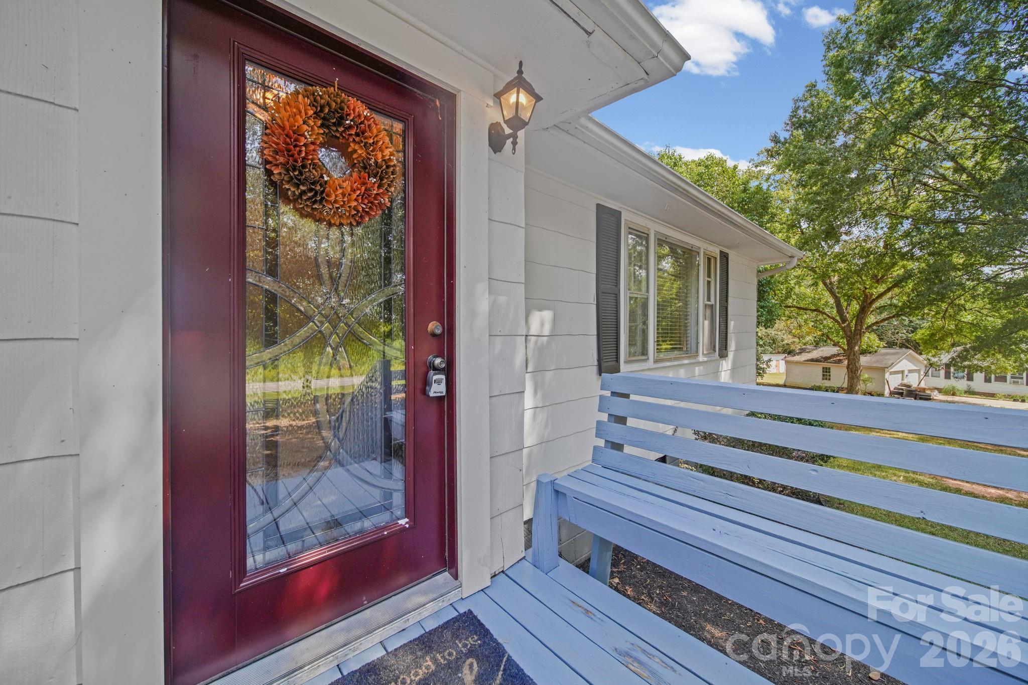 823 Great Falls Highway Property Photo 4