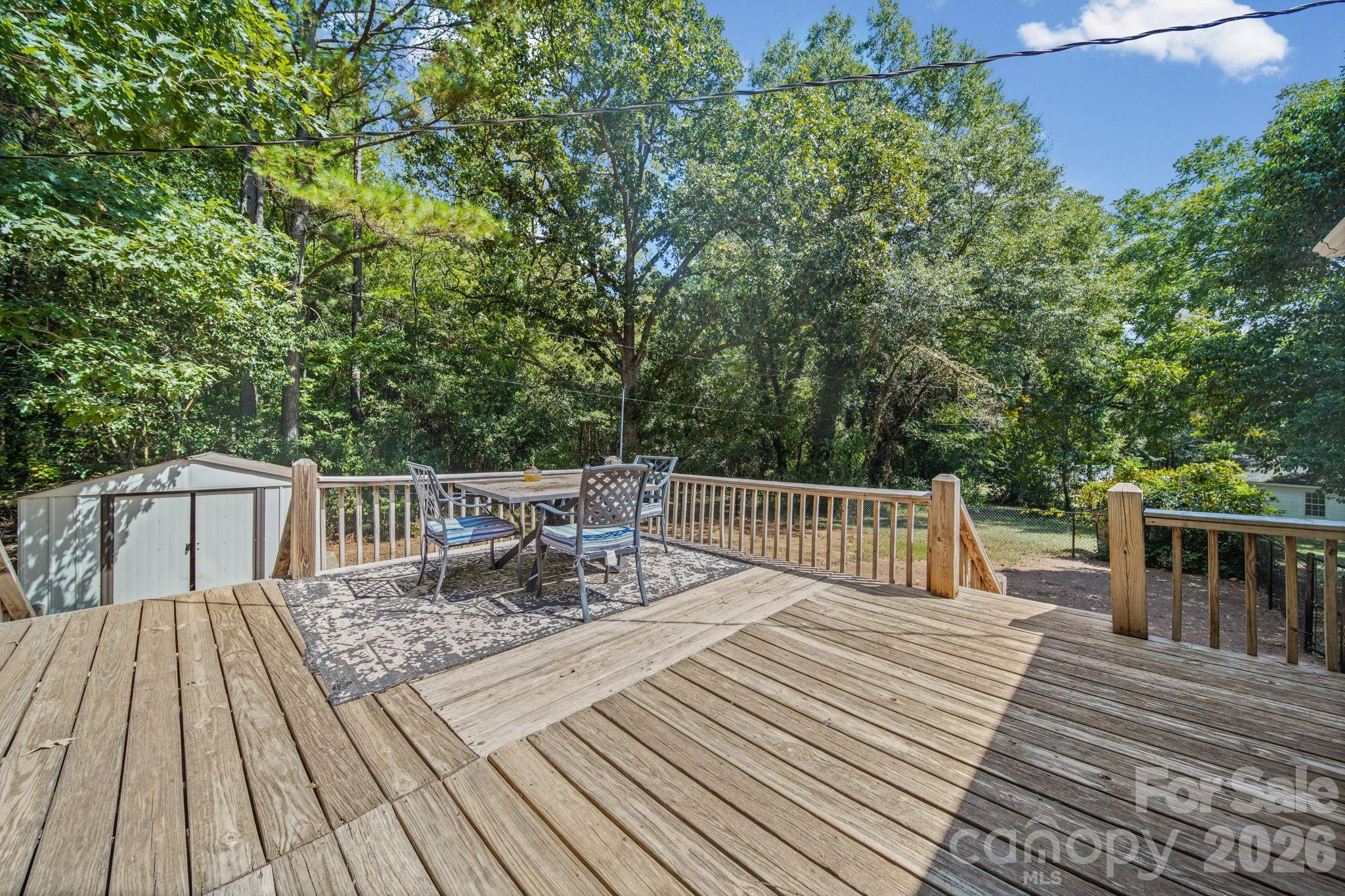 823 Great Falls Highway Property Photo 25