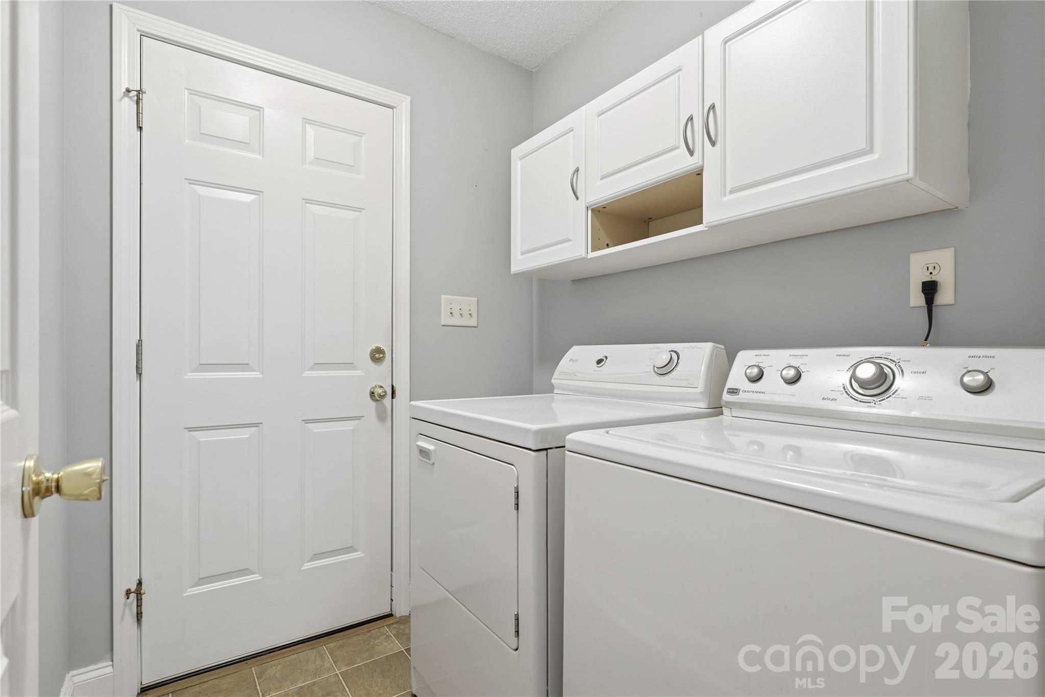 6497 Fly A Way Drive Property Photo 19