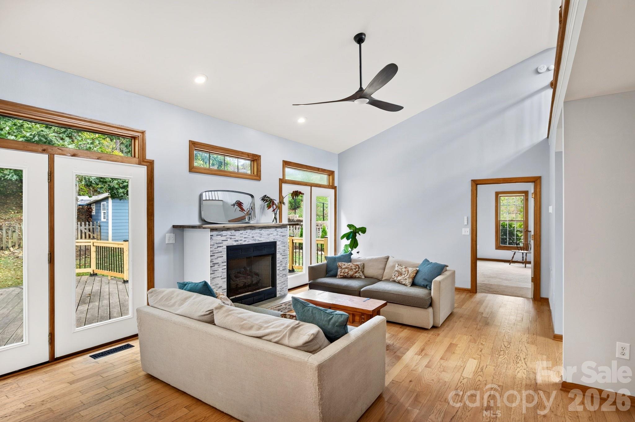 16 Pinecroft Road Property Photo 6