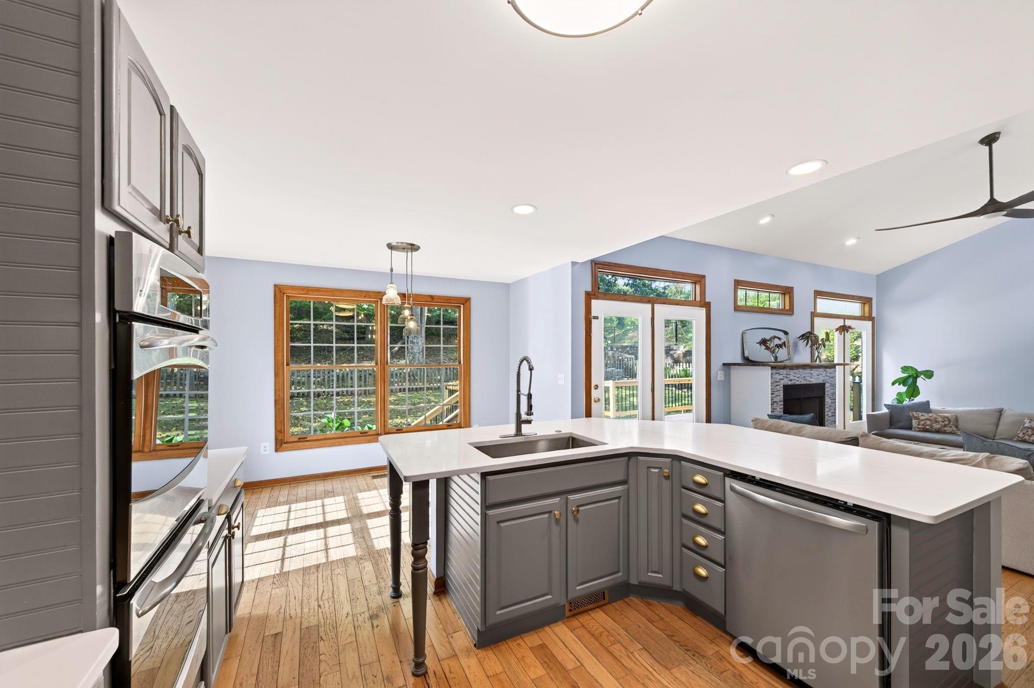 16 Pinecroft Road Property Photo 8