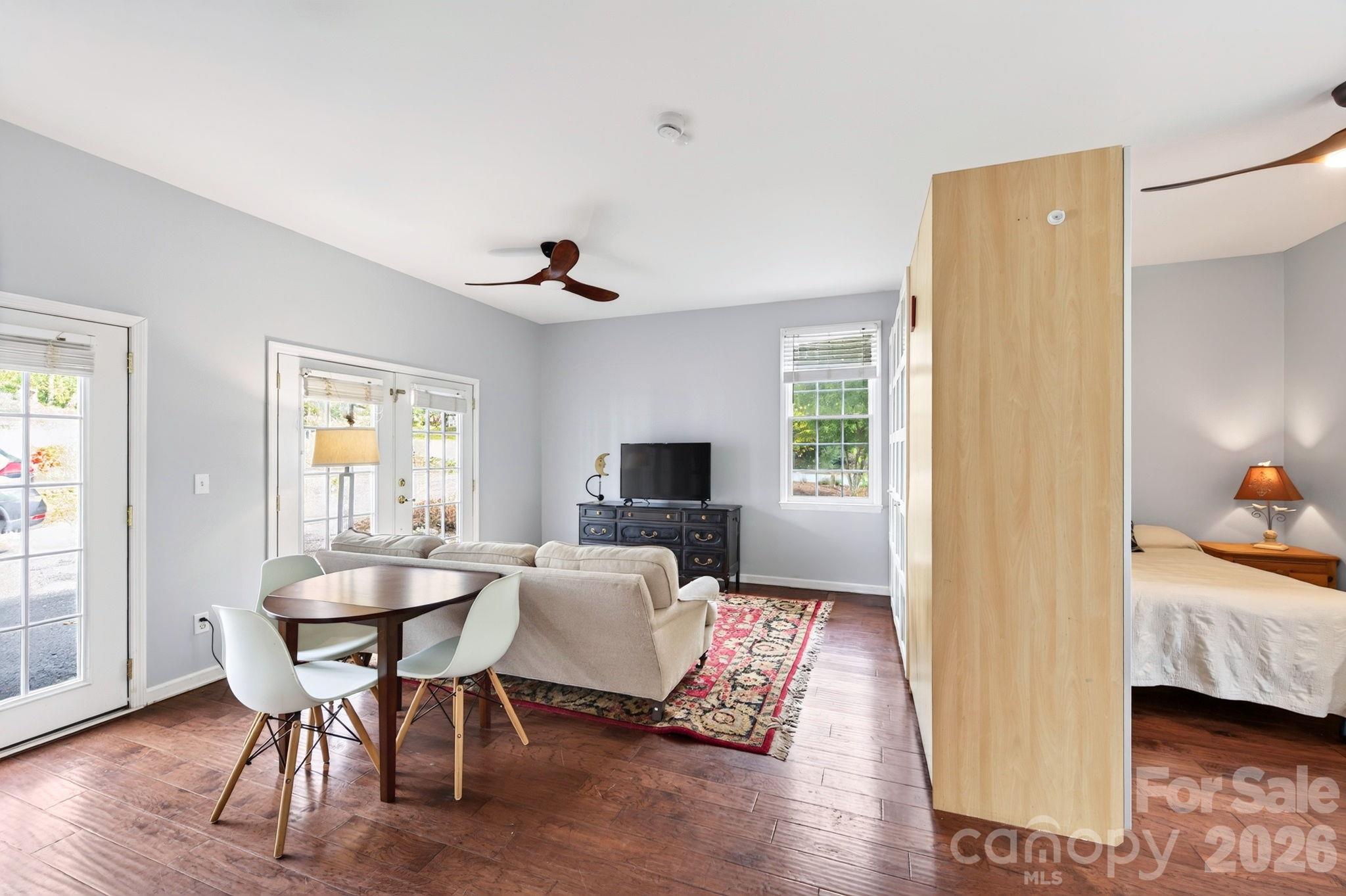 16 Pinecroft Road Property Photo 14