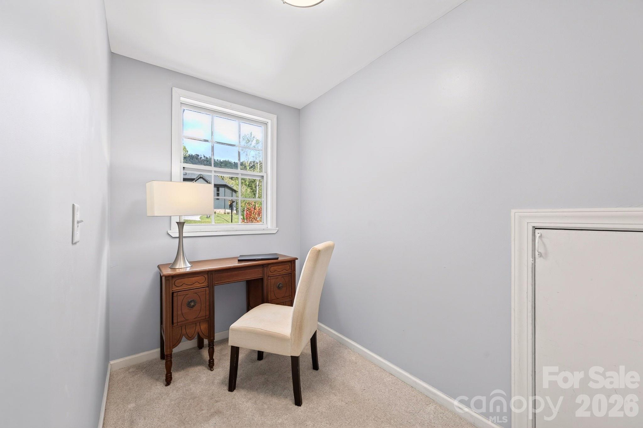 16 Pinecroft Road Property Photo 22