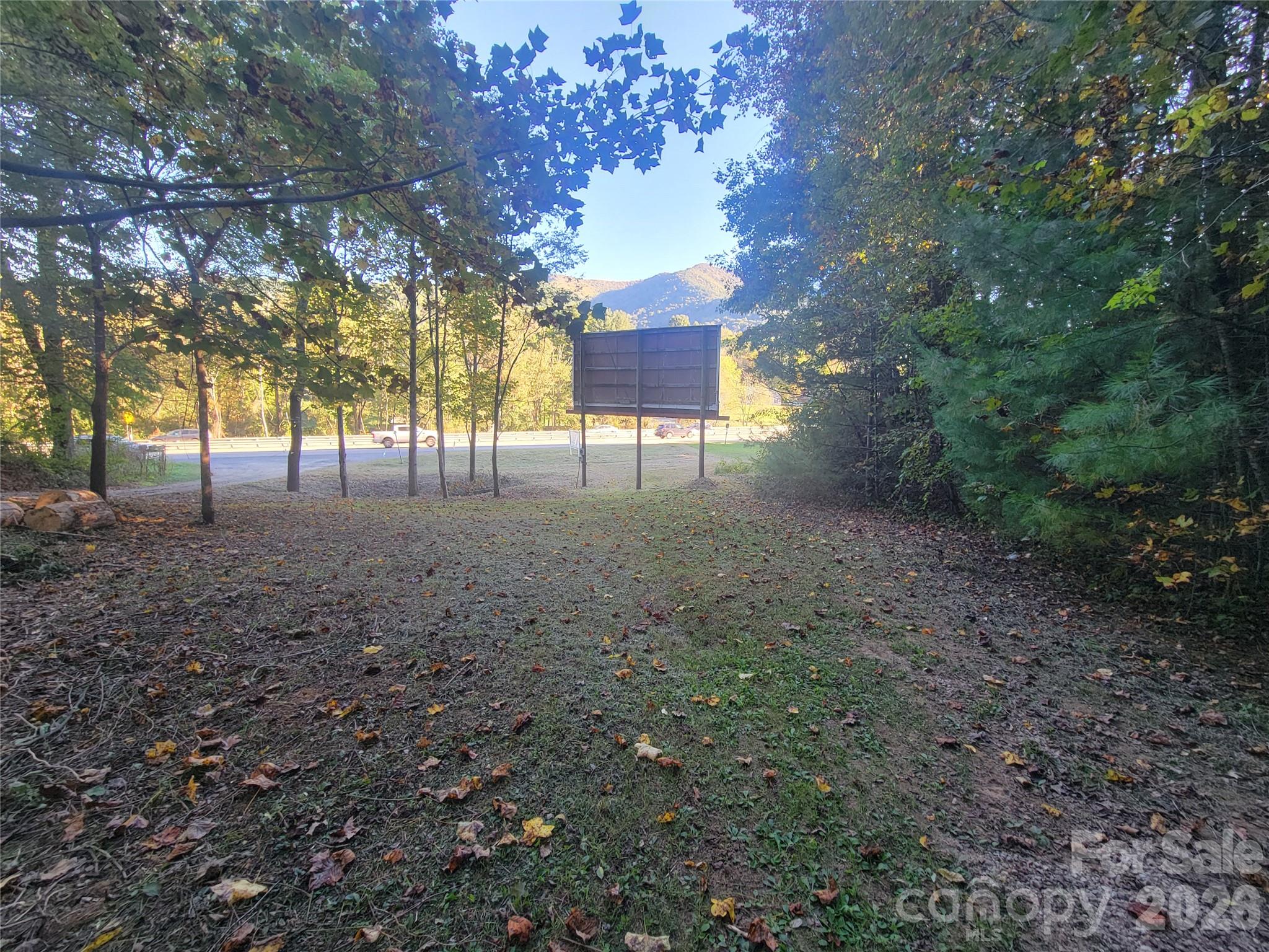 31 Mistletoe Ridge Property Photo 24