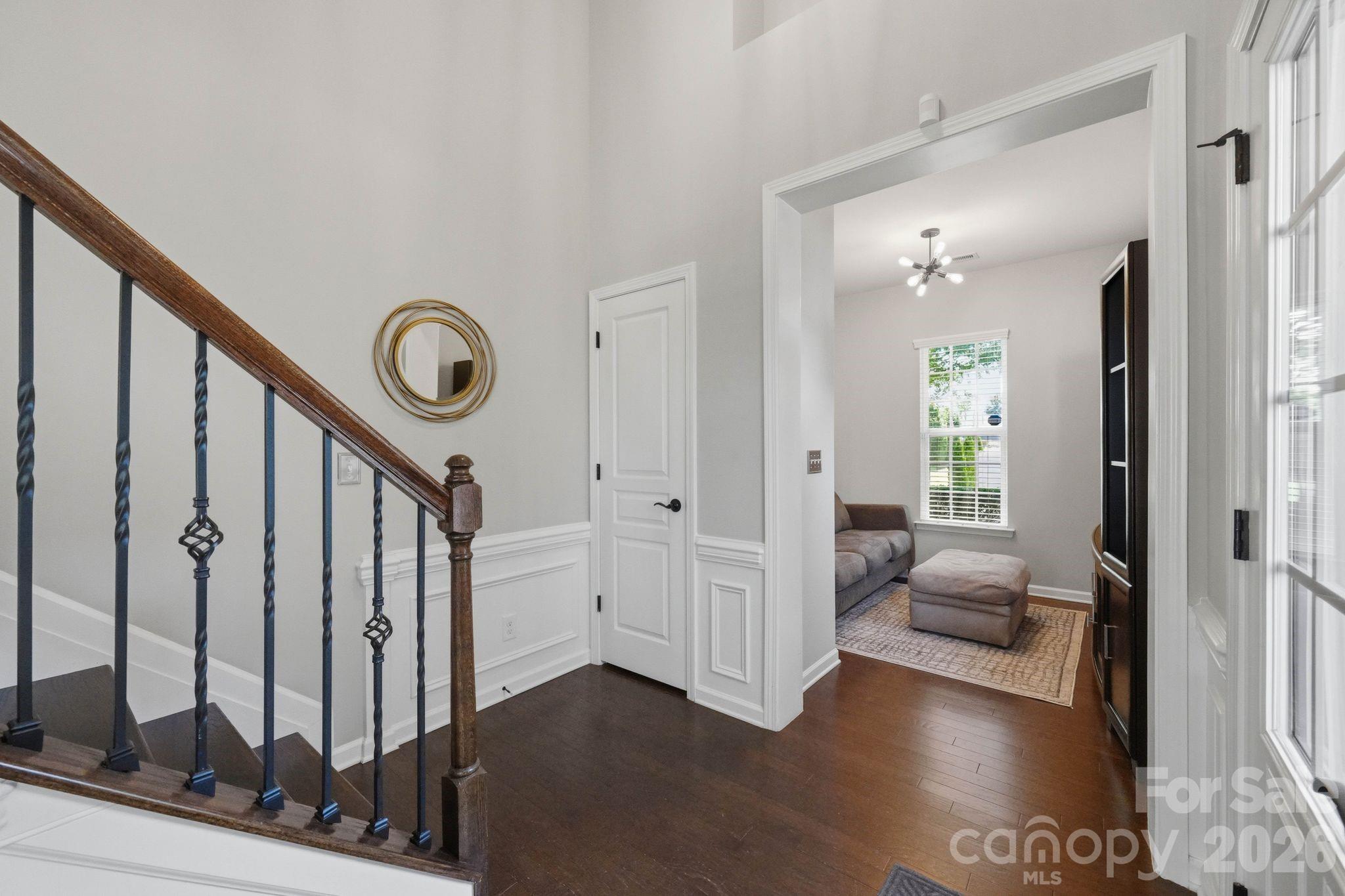 1827 Royal Gorge Avenue Property Photo 15