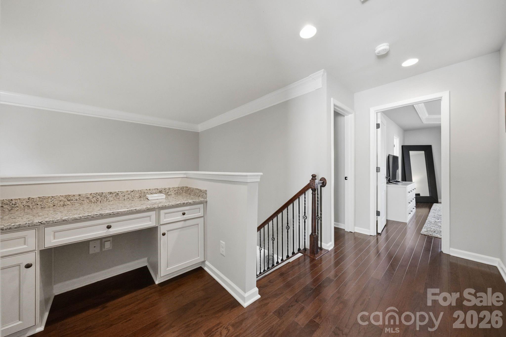 1827 Royal Gorge Avenue Property Photo 16