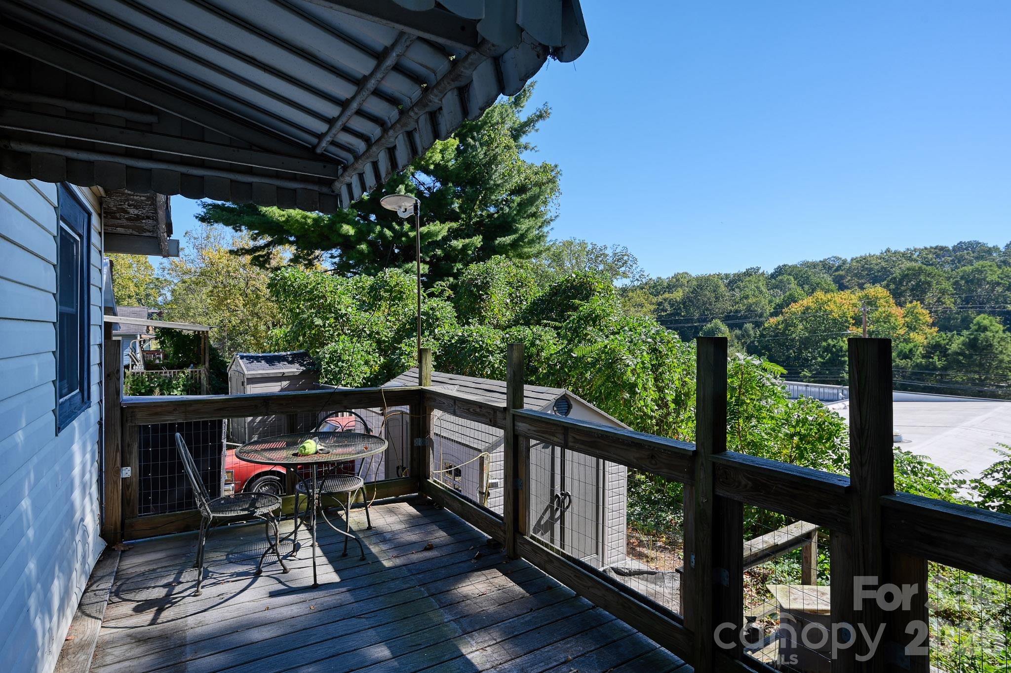 194 Logan Avenue Property Photo 18