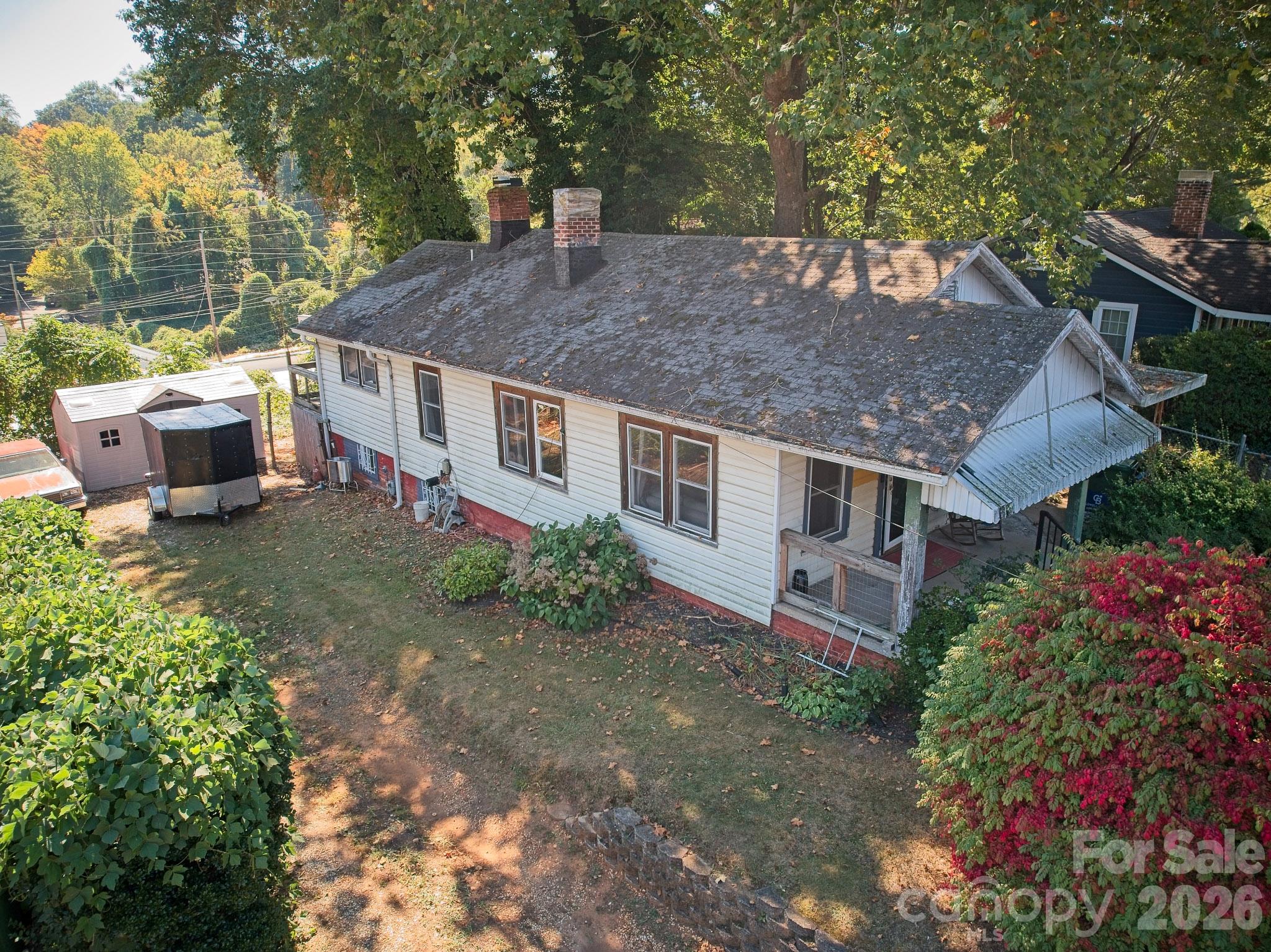 194 Logan Avenue Property Photo 35