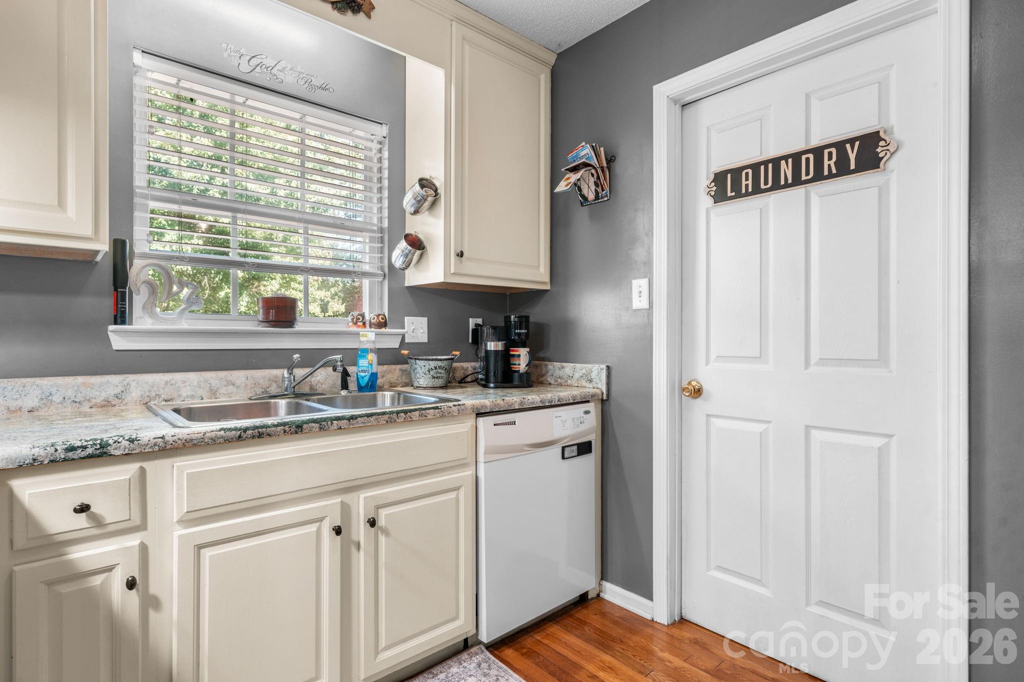 4218 Piney Road Property Photo 11