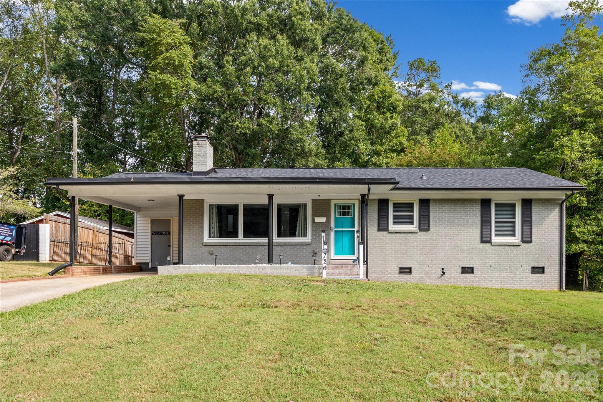 726 Forest Drive Property Photo 1