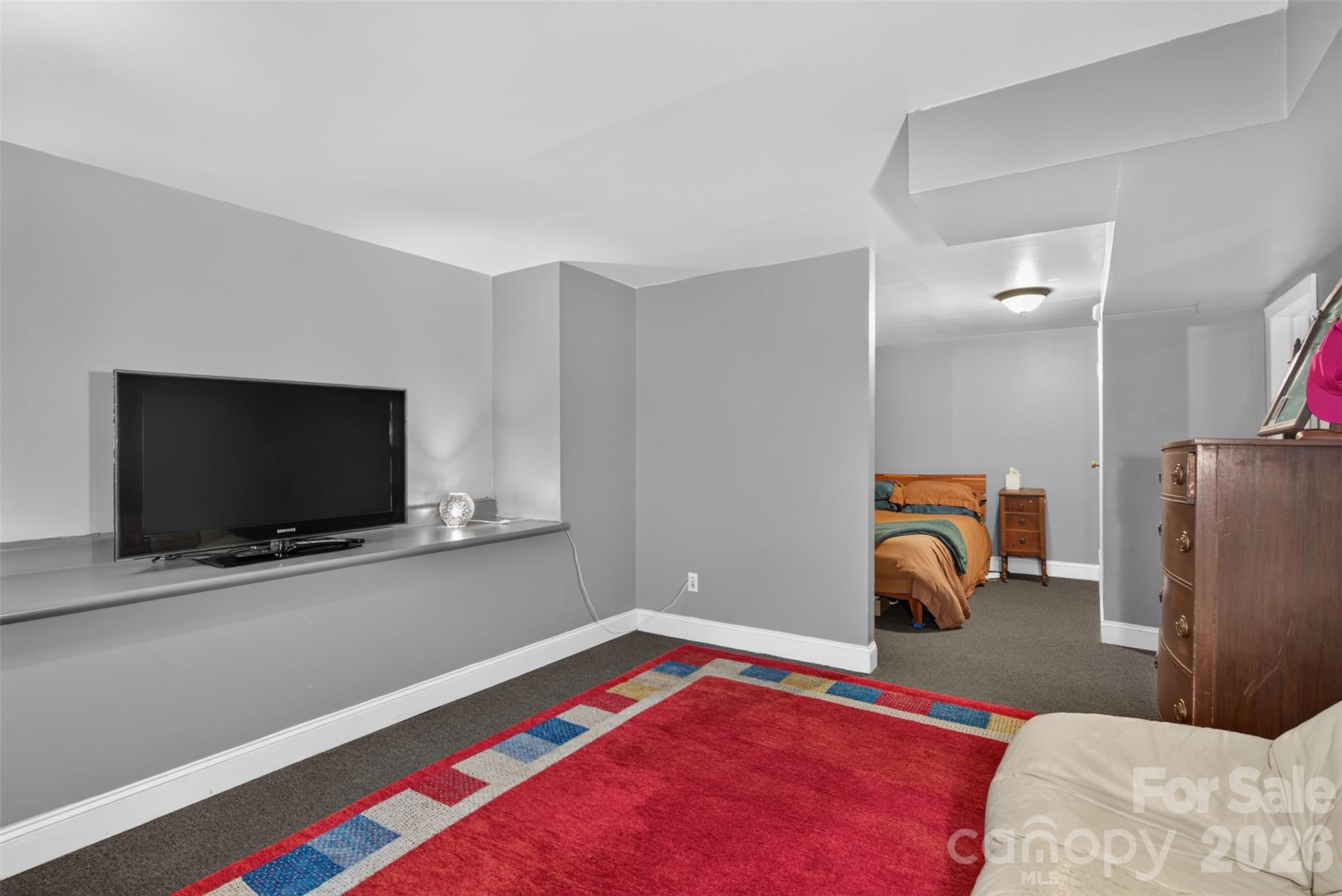 70 Saint Dunstans Circle Property Photo 27
