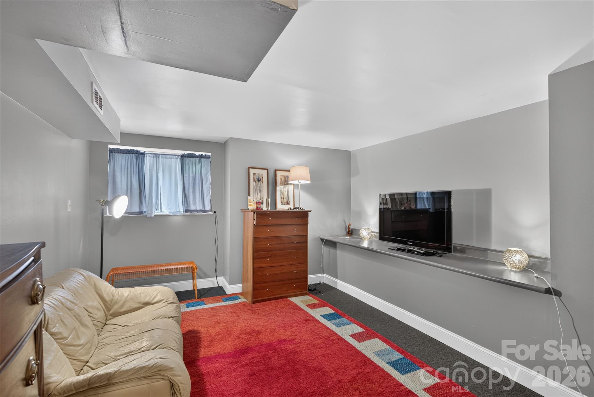 70 Saint Dunstans Circle Property Photo 28