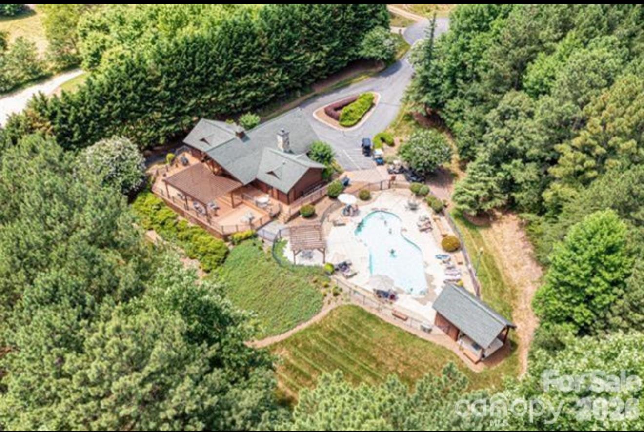 5501 Bridgewater Drive Property Photo 7
