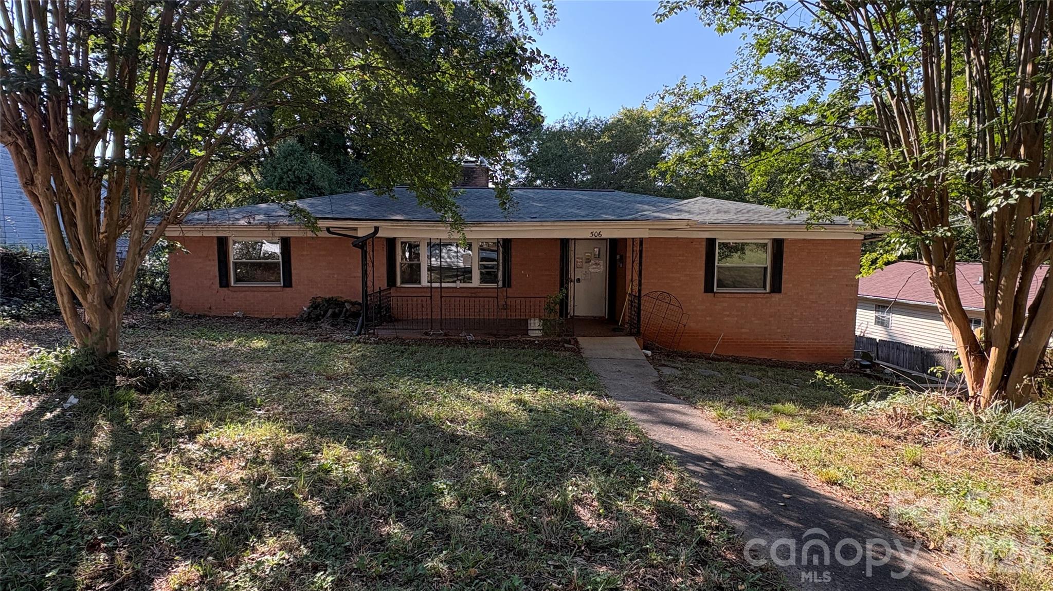 506 Whisnant Street Property Photo 1