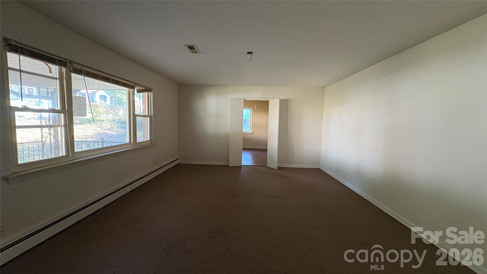 506 Whisnant Street Property Photo 2