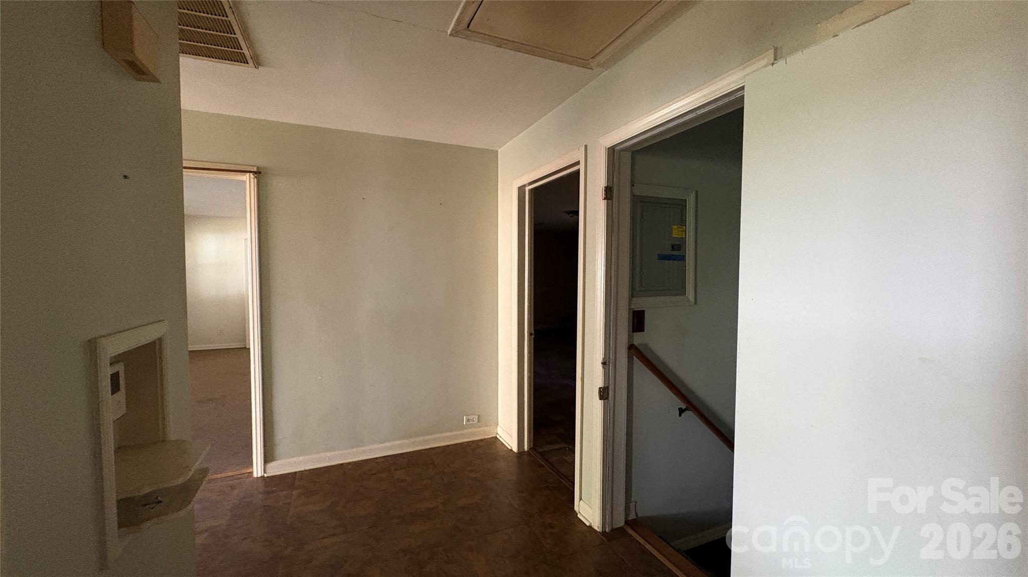 506 Whisnant Street Property Photo 16